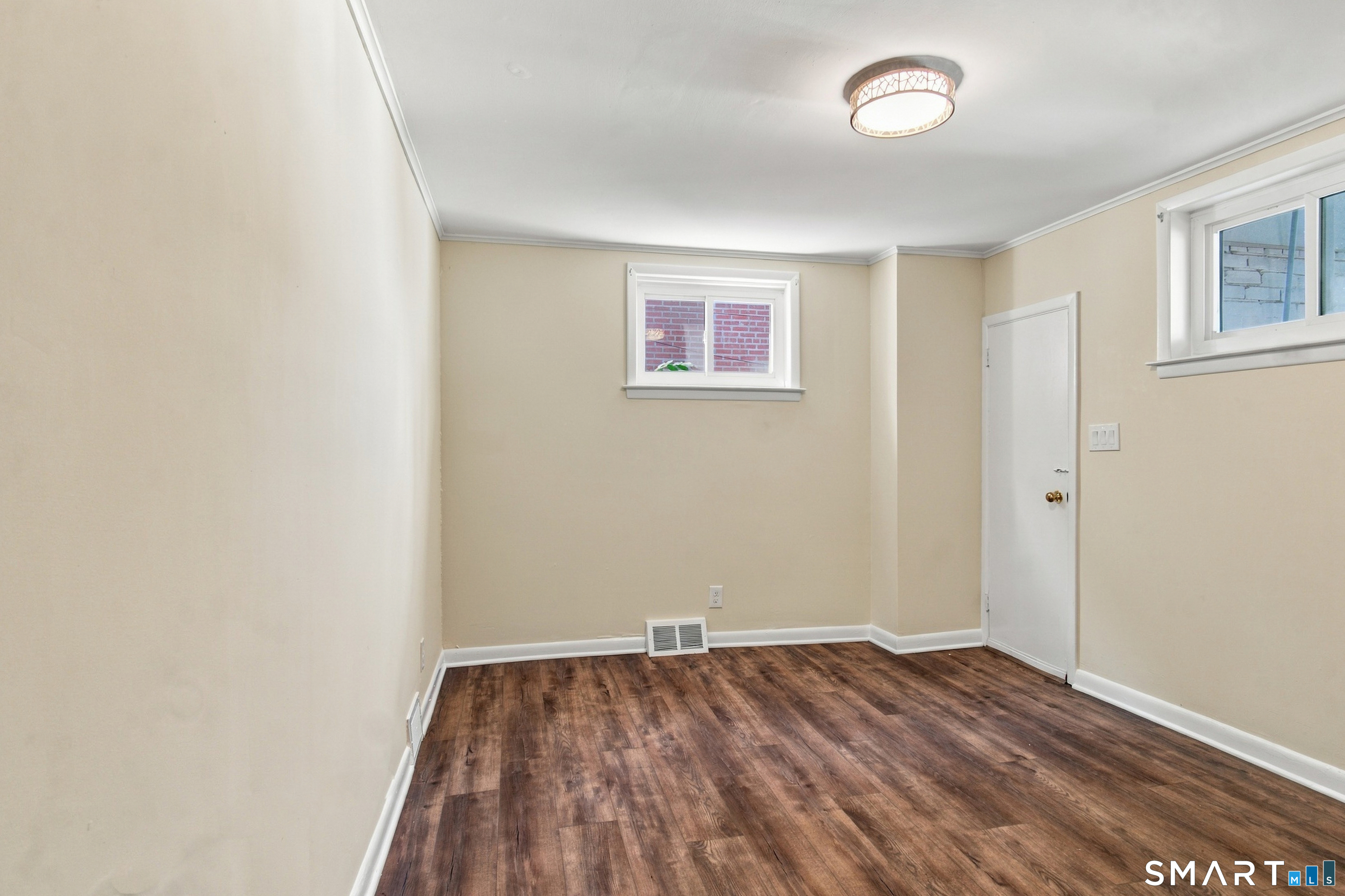 68 1/2 Lexington 1 Avenue Property Photo 8
