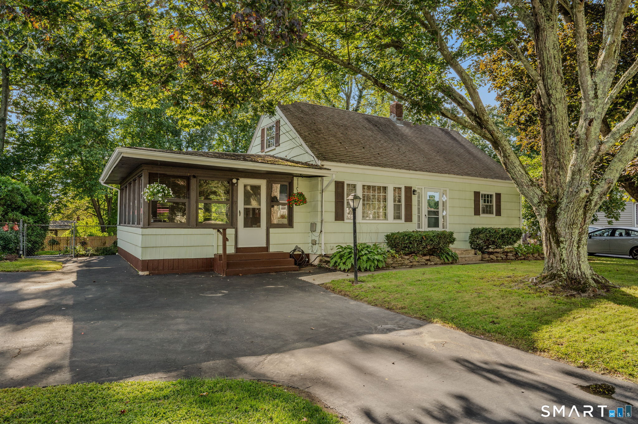 42 Oak Hill Road Property Photo 1
