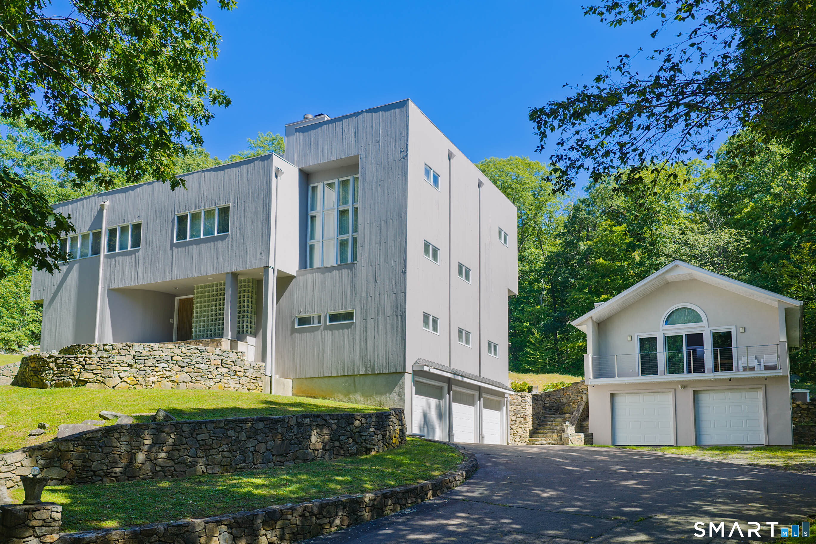 1 Hart Landing Property Photo 1