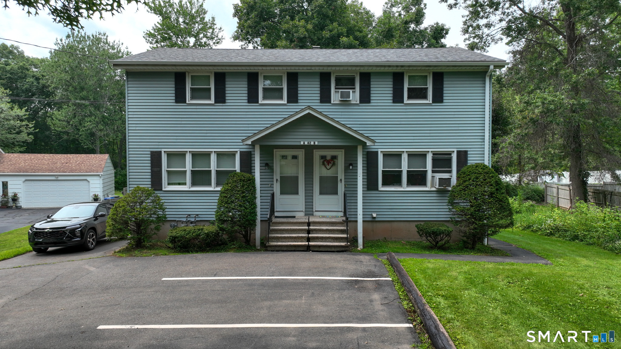 42 Kondracki Lane Property Photo 1