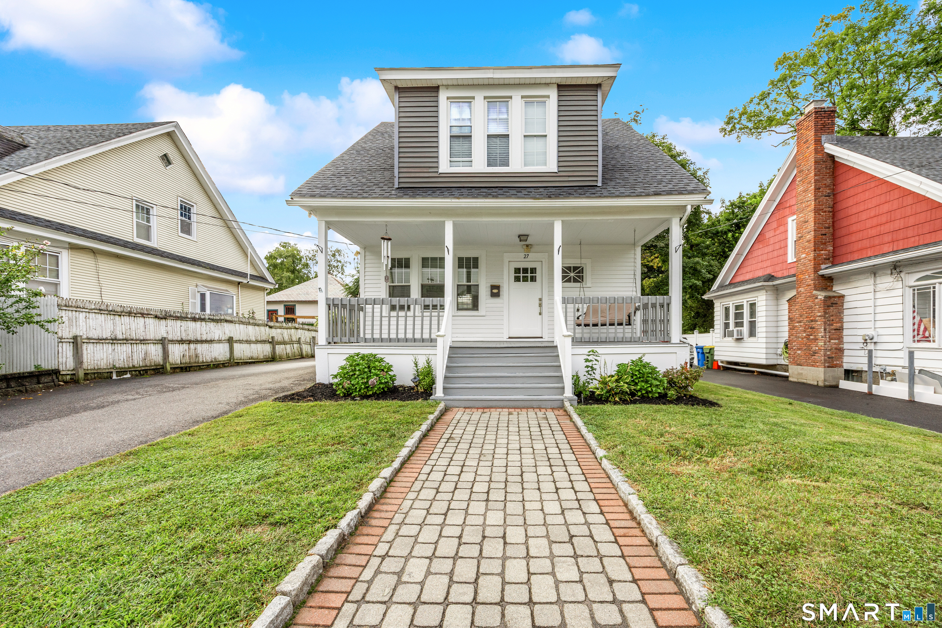 27 Seminole Avenue Property Photo 1