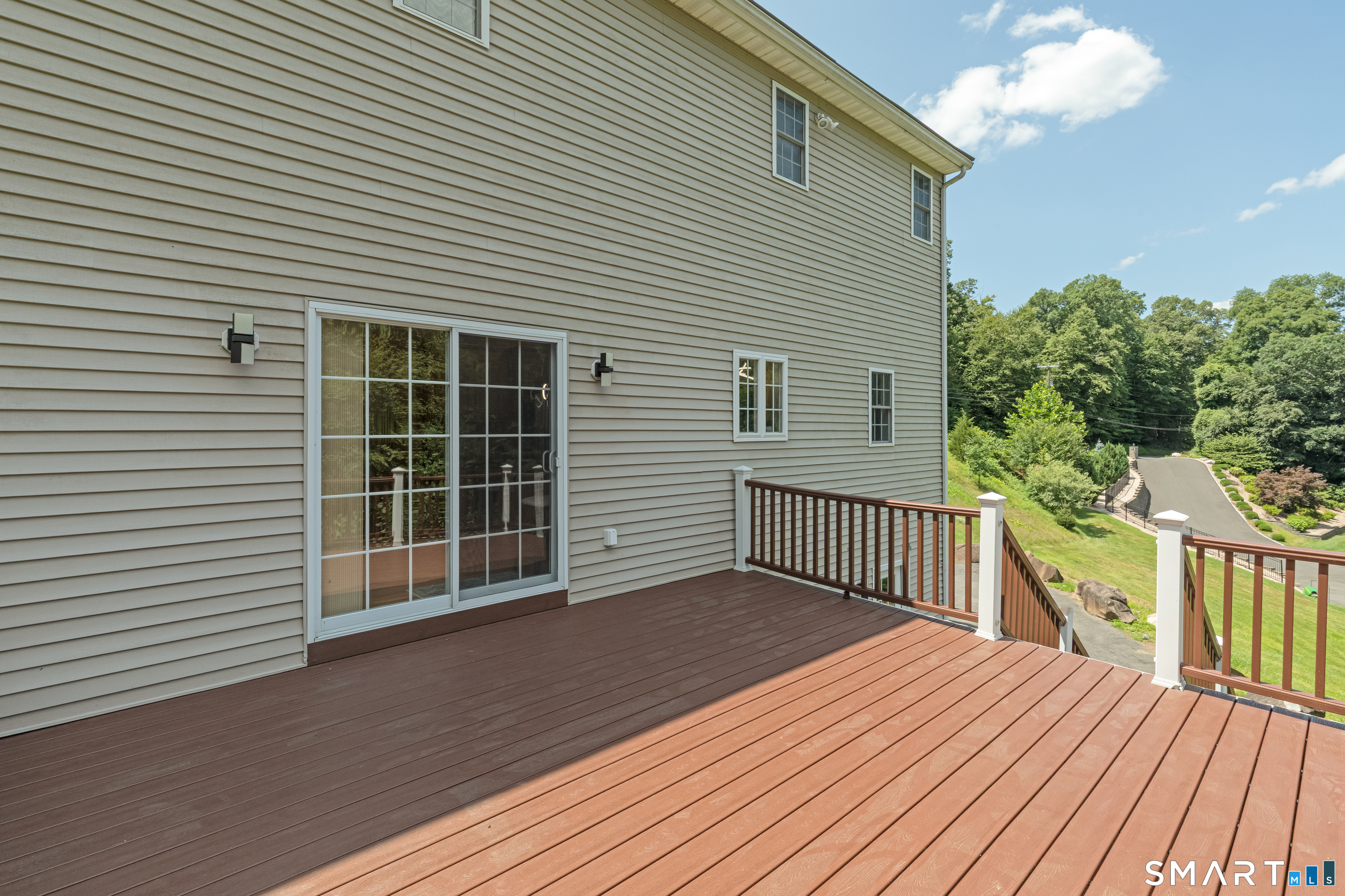 347 Lakeside Road Property Photo 23