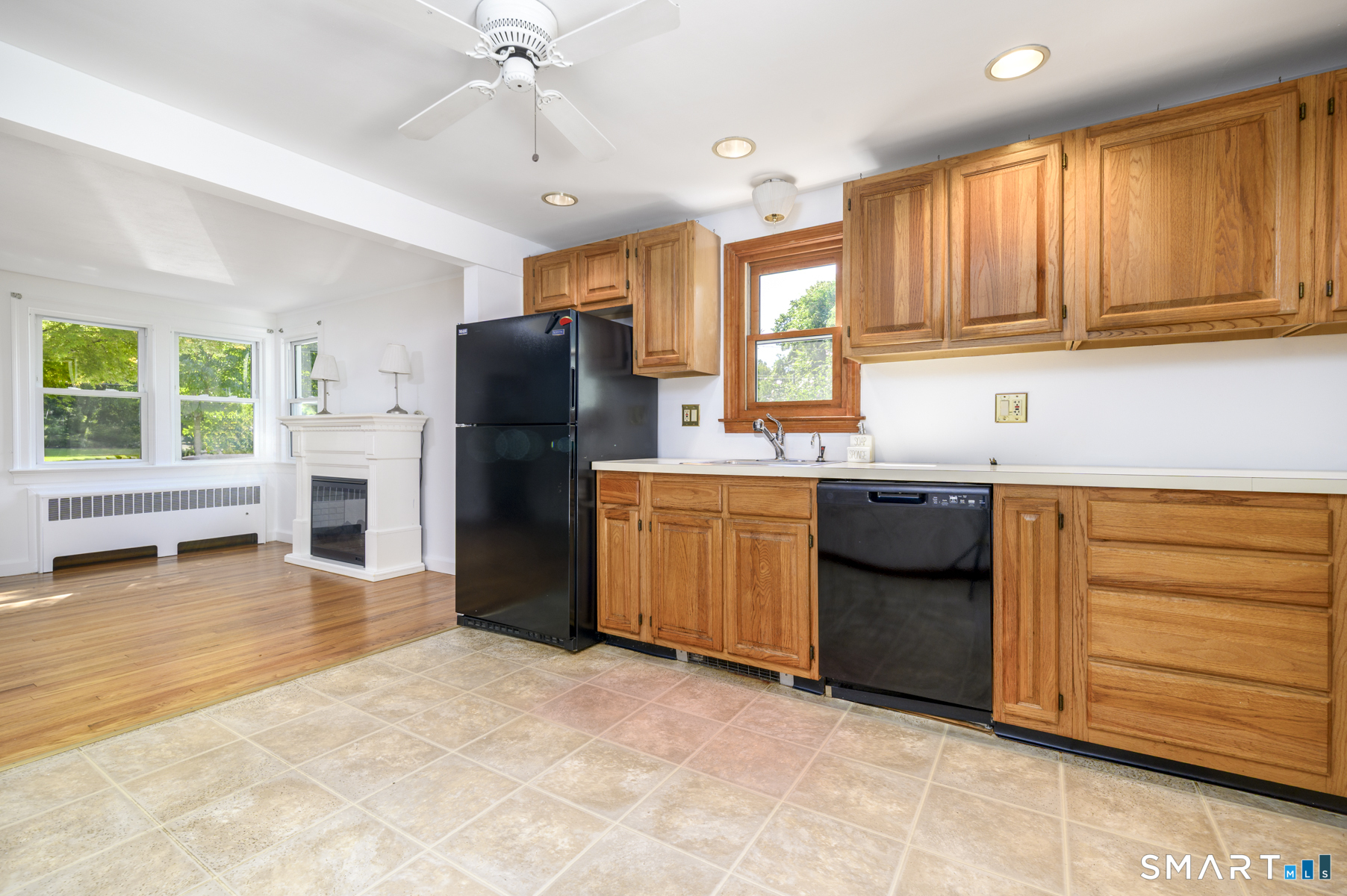 241 Strawberry Hill Avenue Property Photo 9