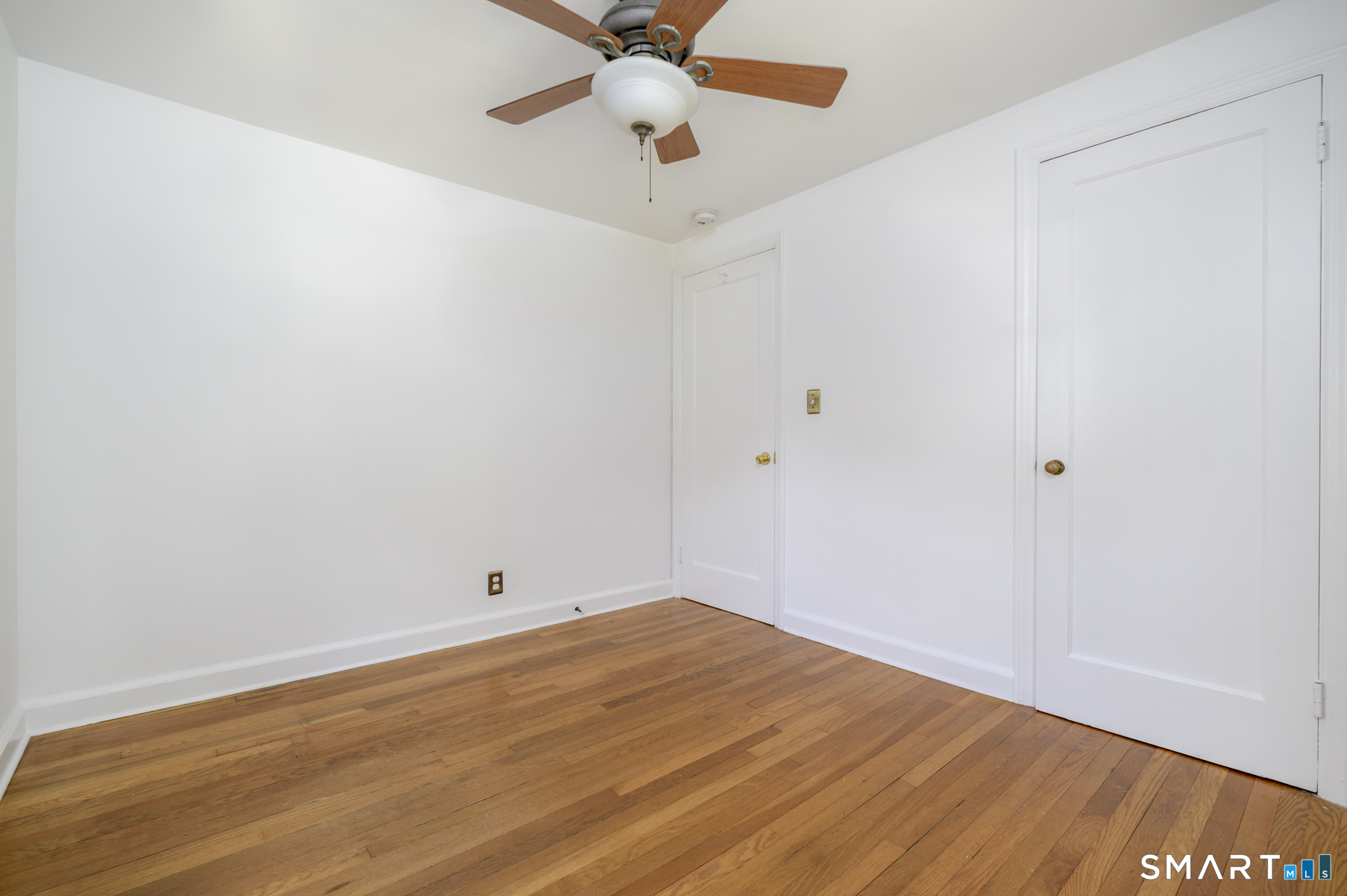 241 Strawberry Hill Avenue Property Photo 17