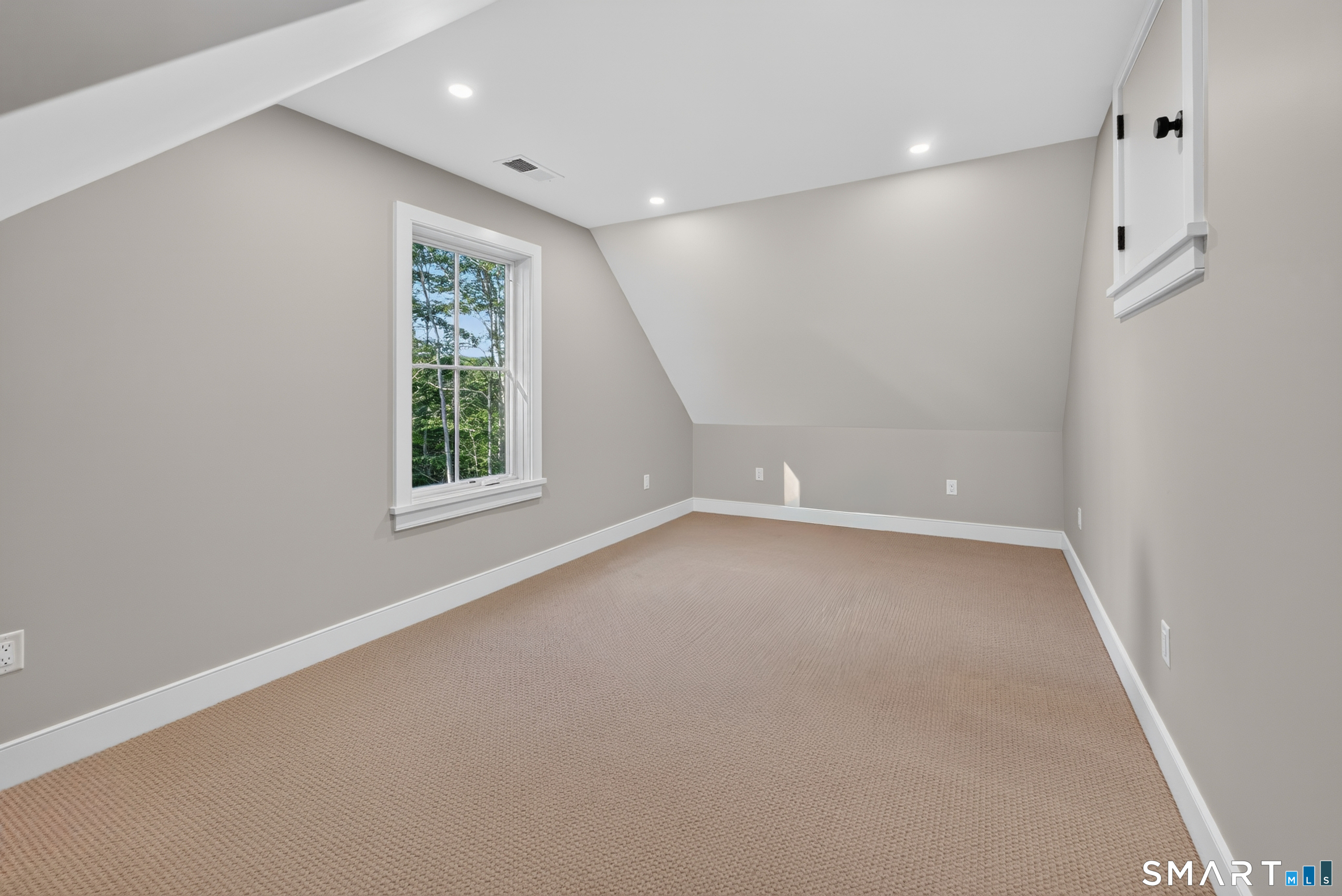 703 Fox Hopyard Road Property Photo 26