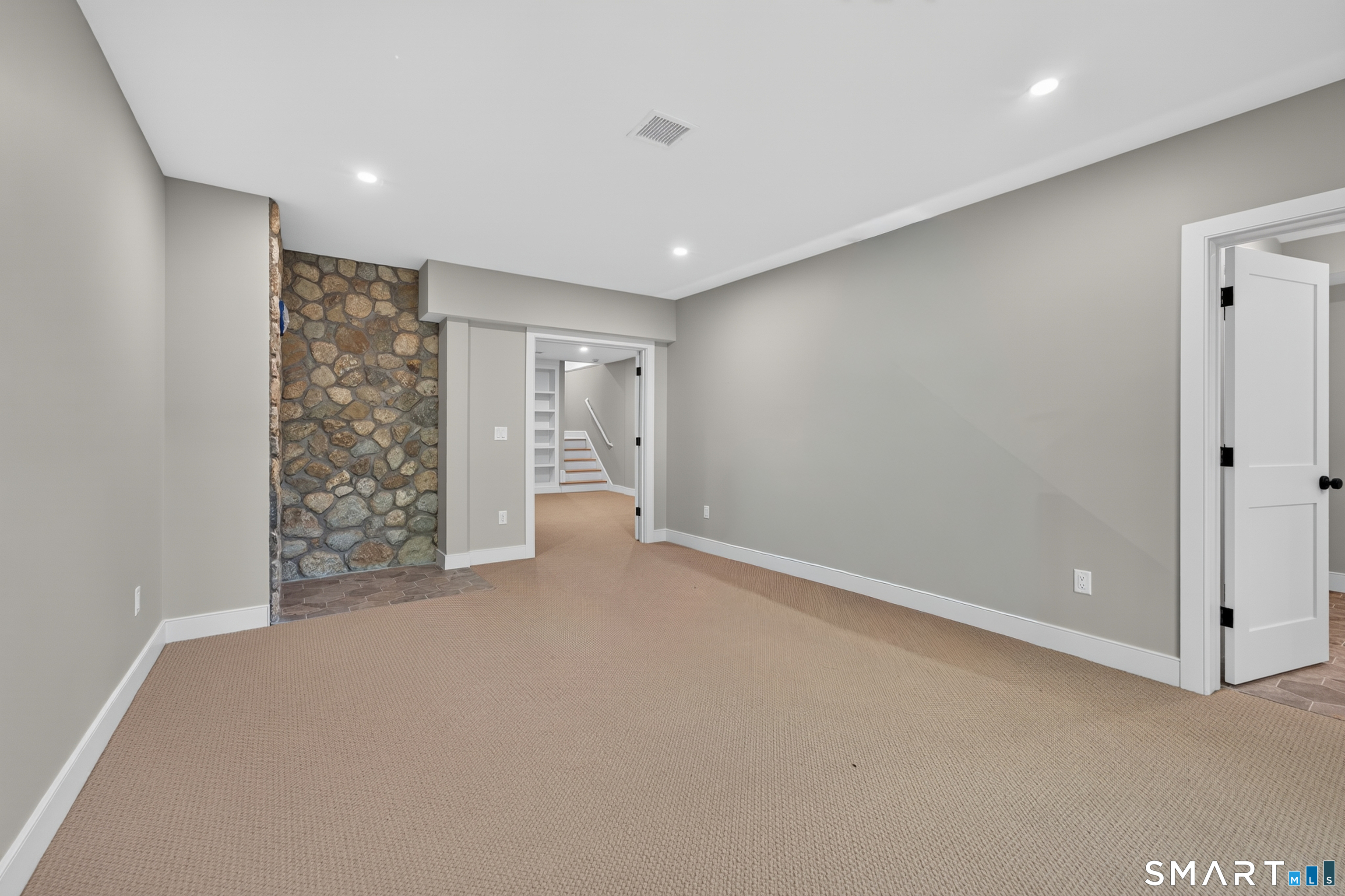 703 Fox Hopyard Road Property Photo 33
