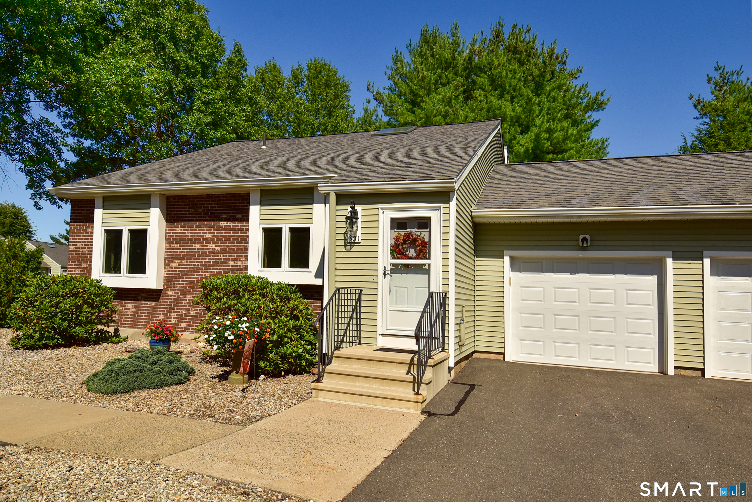 301 Sand Stone 301 Drive Property Photo 1