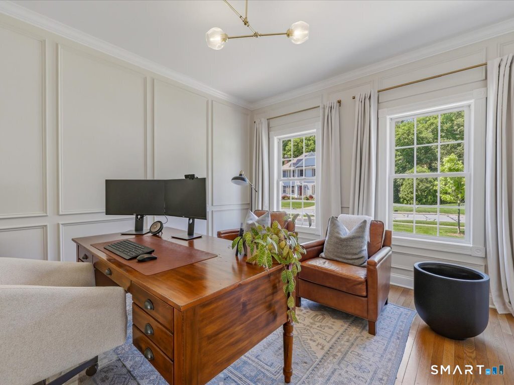 38 Tarragon Drive Property Photo 7