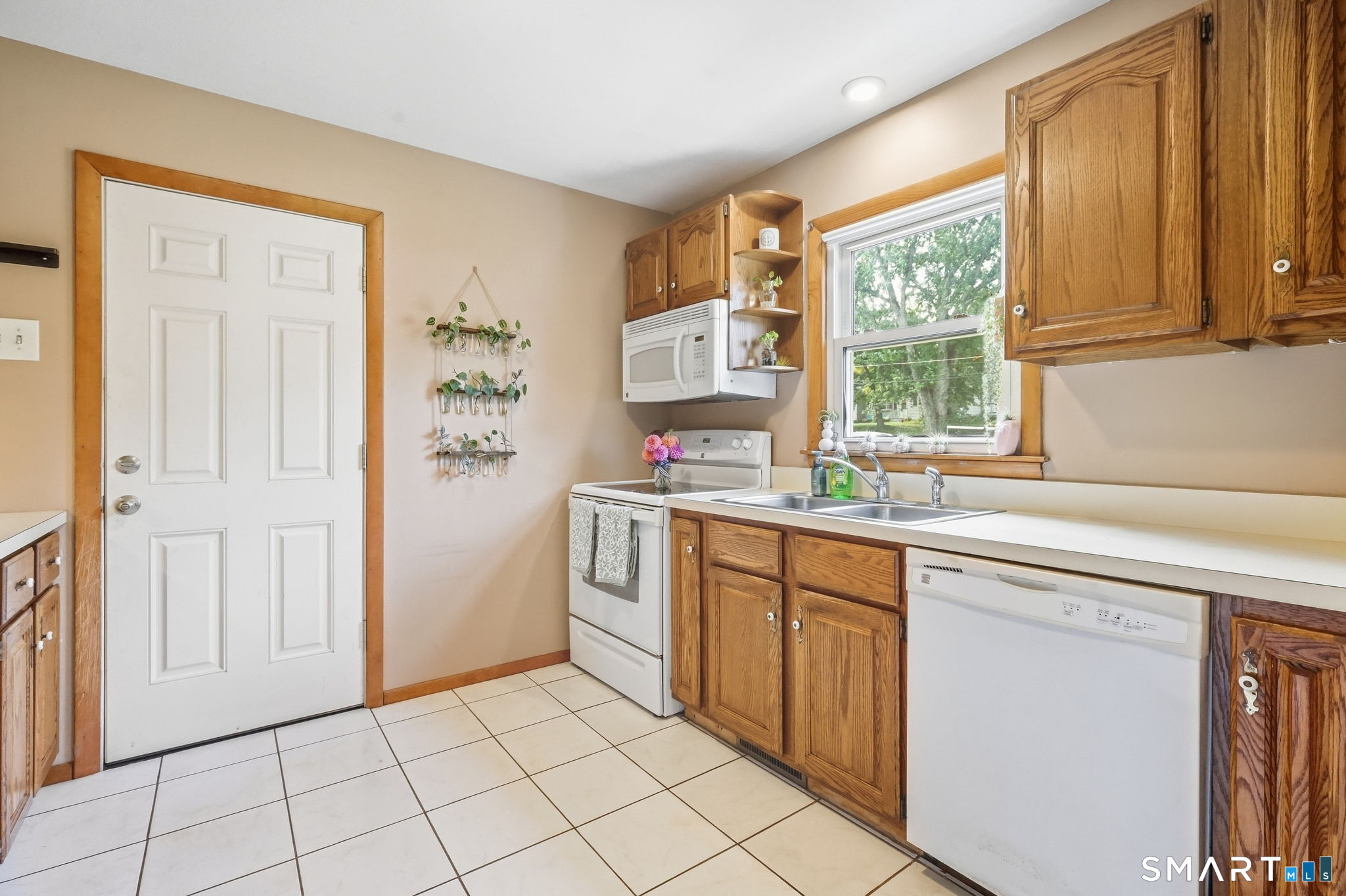 60 Hartl Drive Property Photo 19