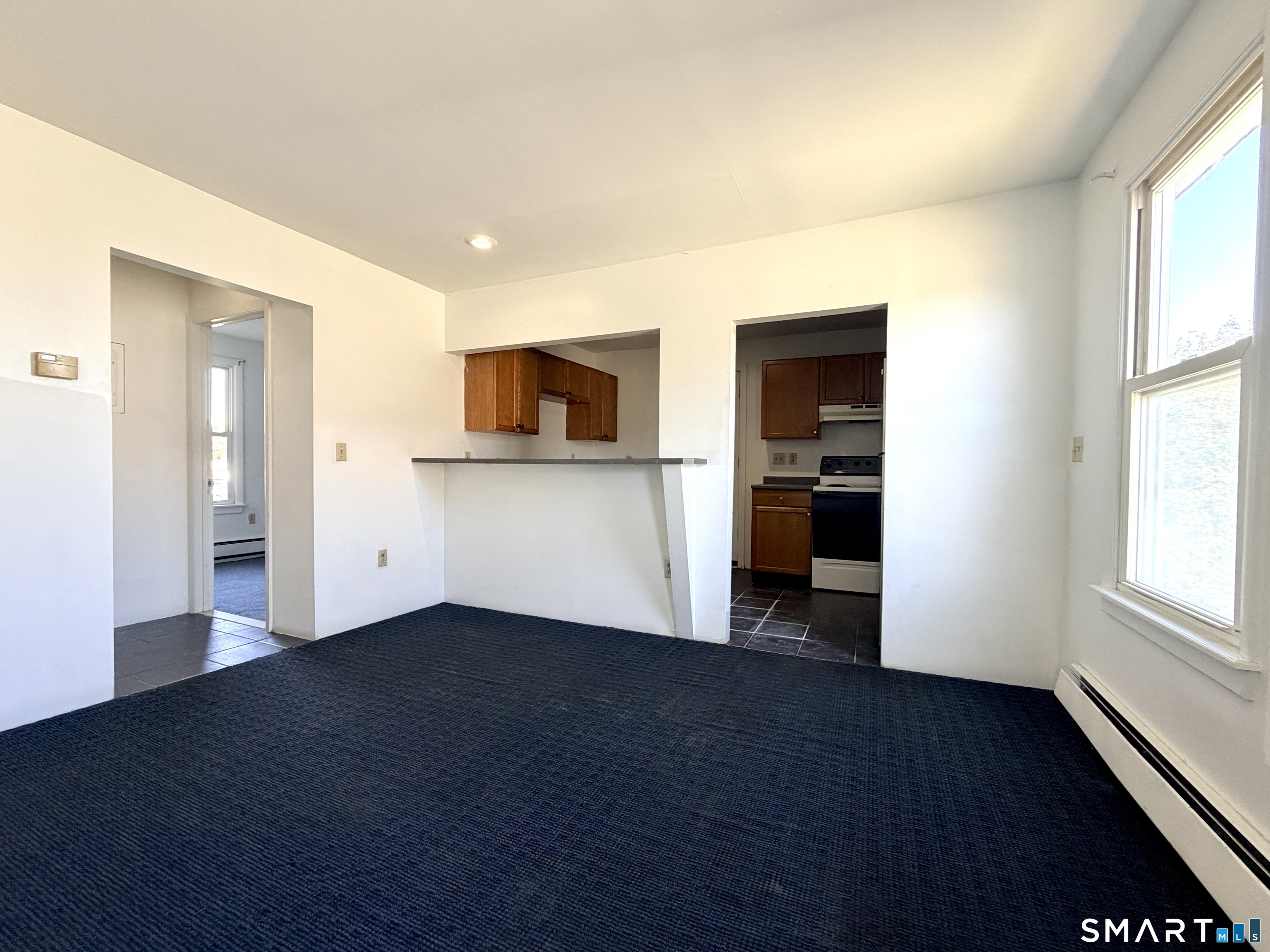 13 Jefferson 4 Avenue Property Photo 4