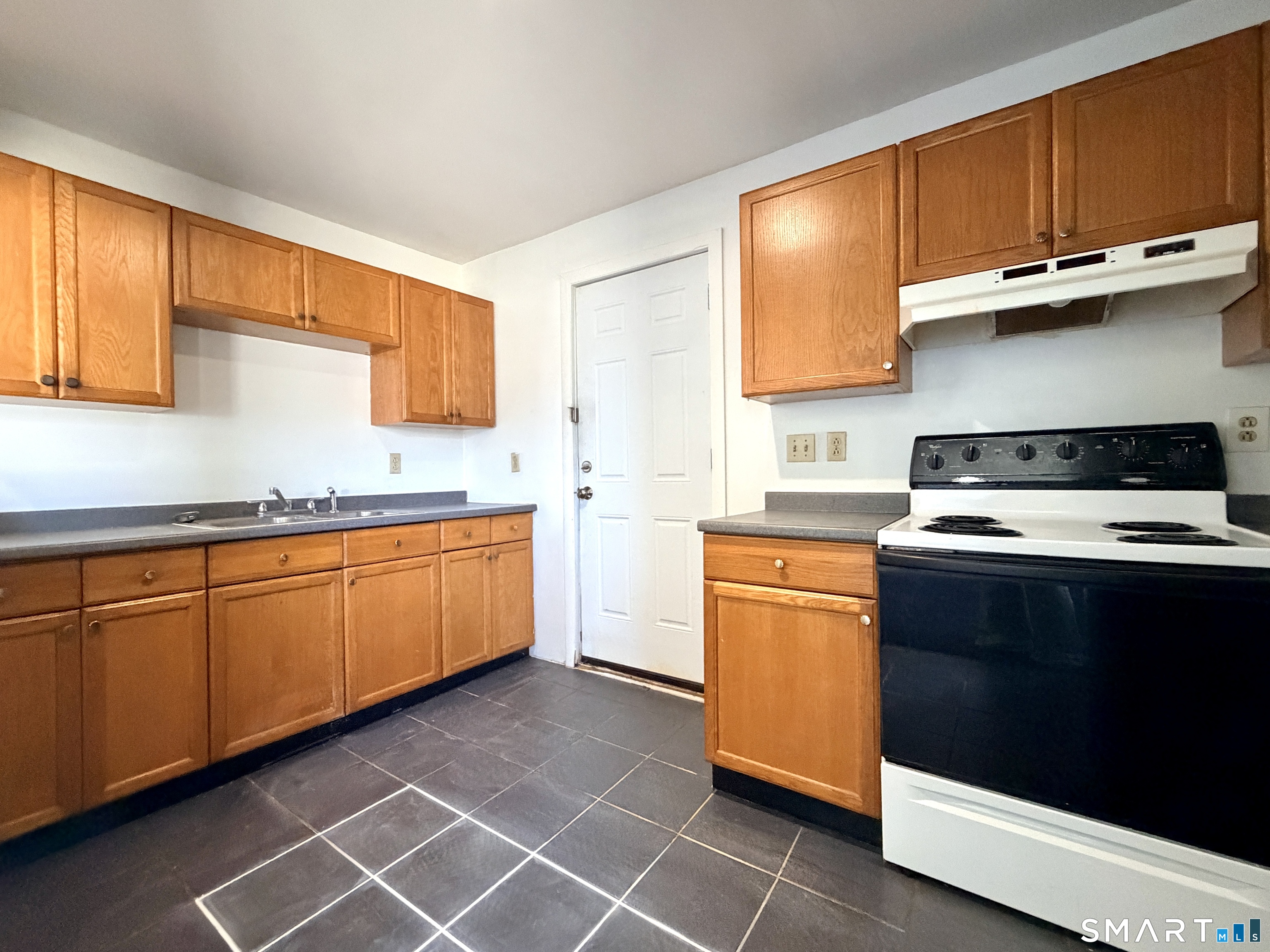 13 Jefferson 4 Avenue Property Photo 8