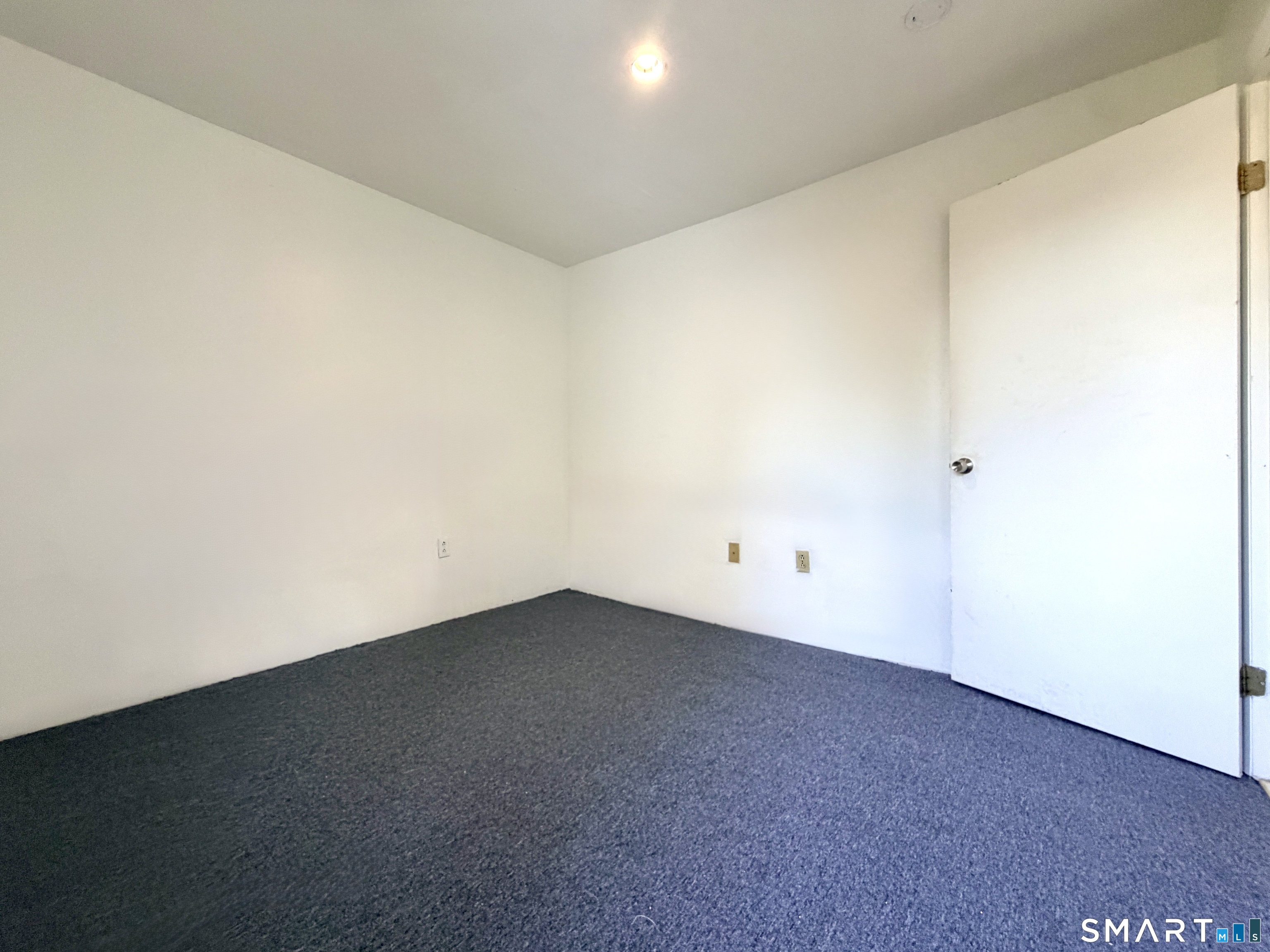 13 Jefferson 4 Avenue Property Photo 14