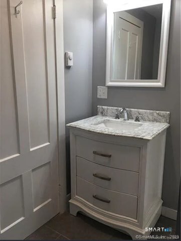 52 Pleasant Street Property Photo 11