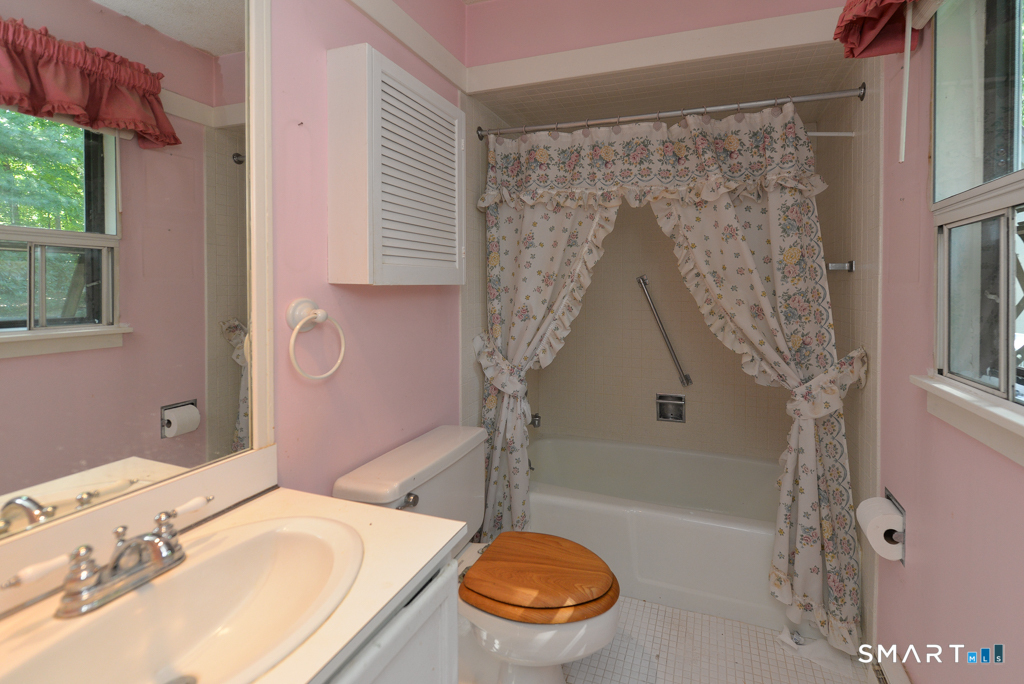 751 Heritage B Village Property Photo 9