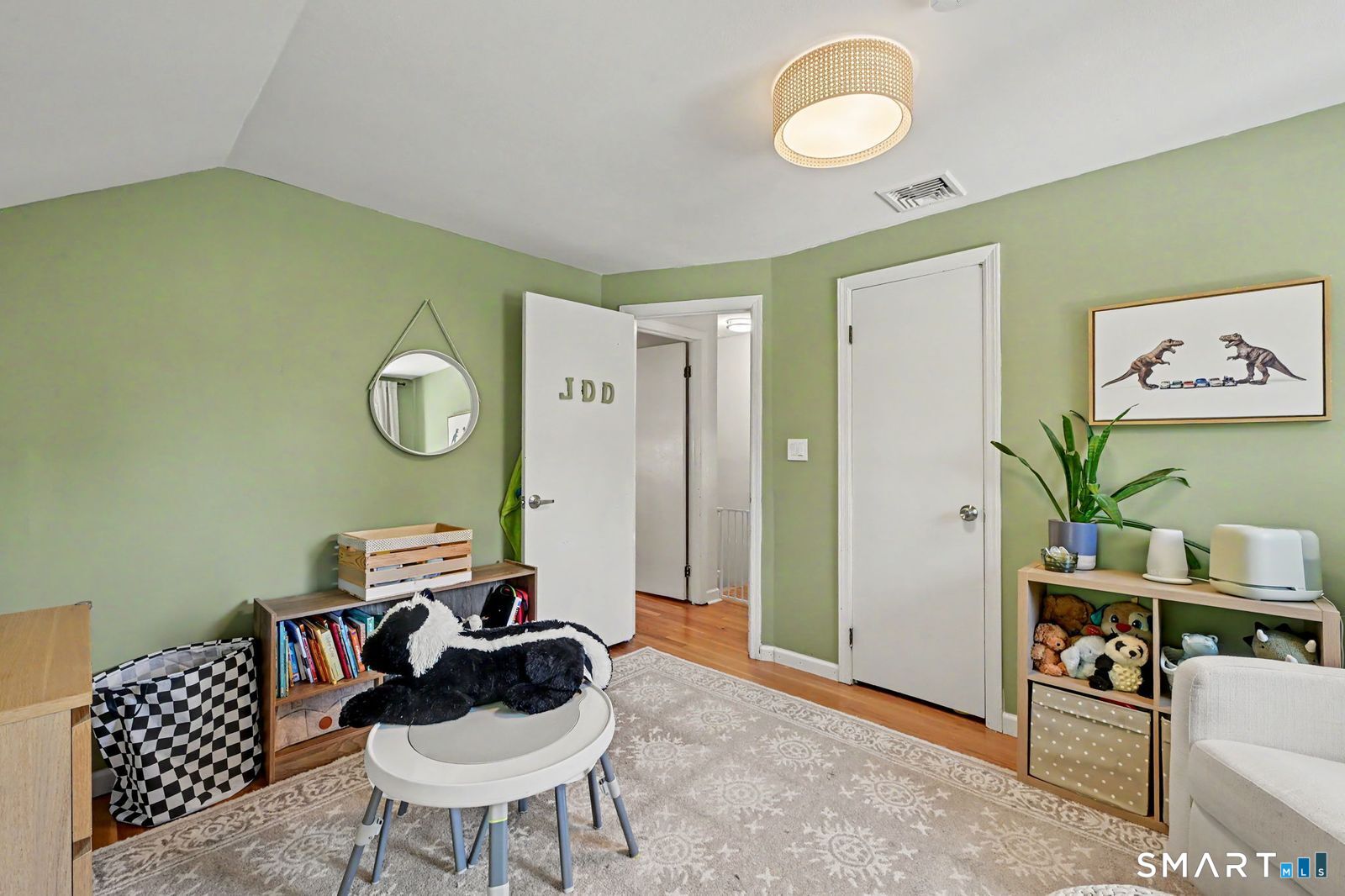 200 Woodridge South Drive Property Photo 28