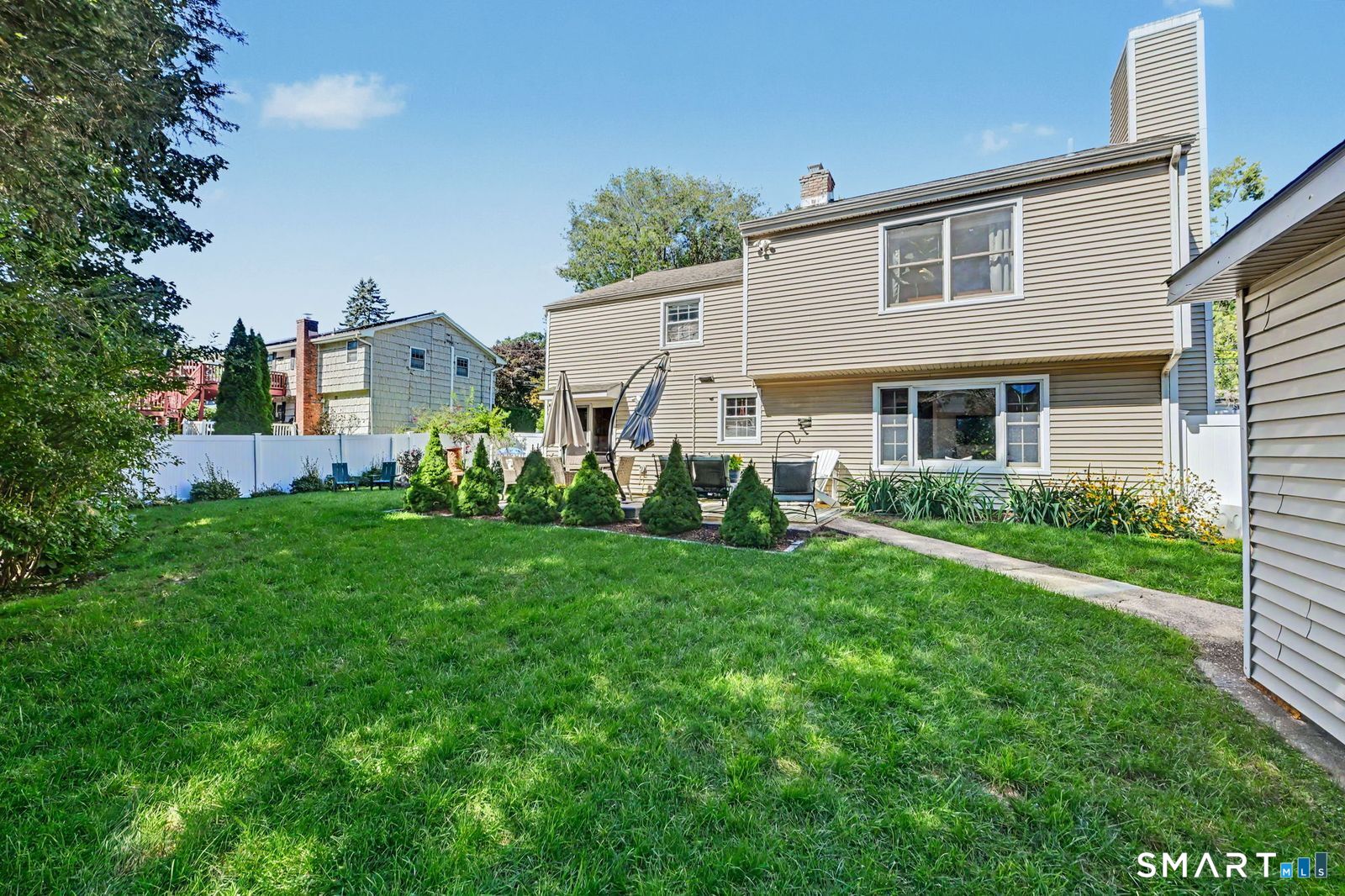 200 Woodridge South Drive Property Photo 38