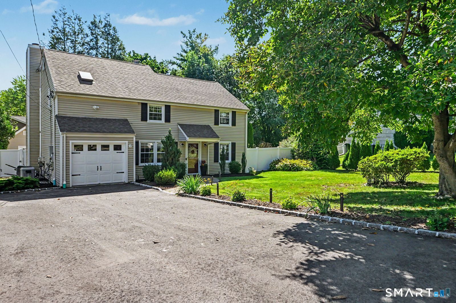 200 Woodridge South Drive Property Photo 39