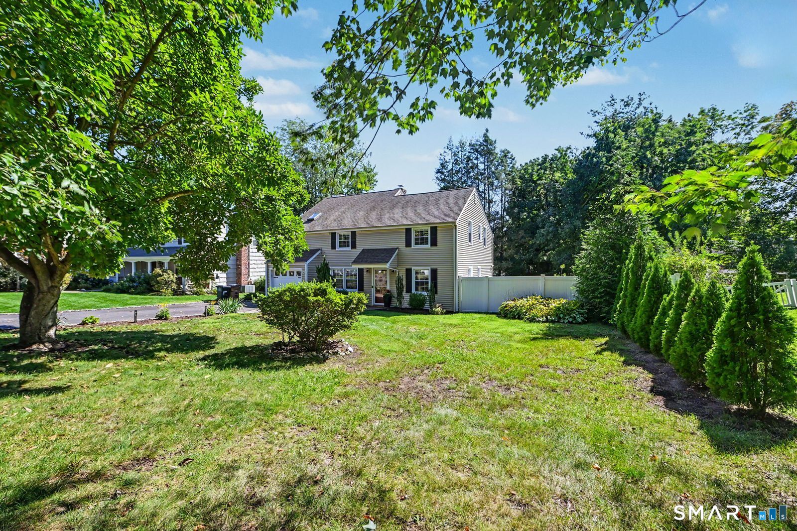 200 Woodridge South Drive Property Photo 40