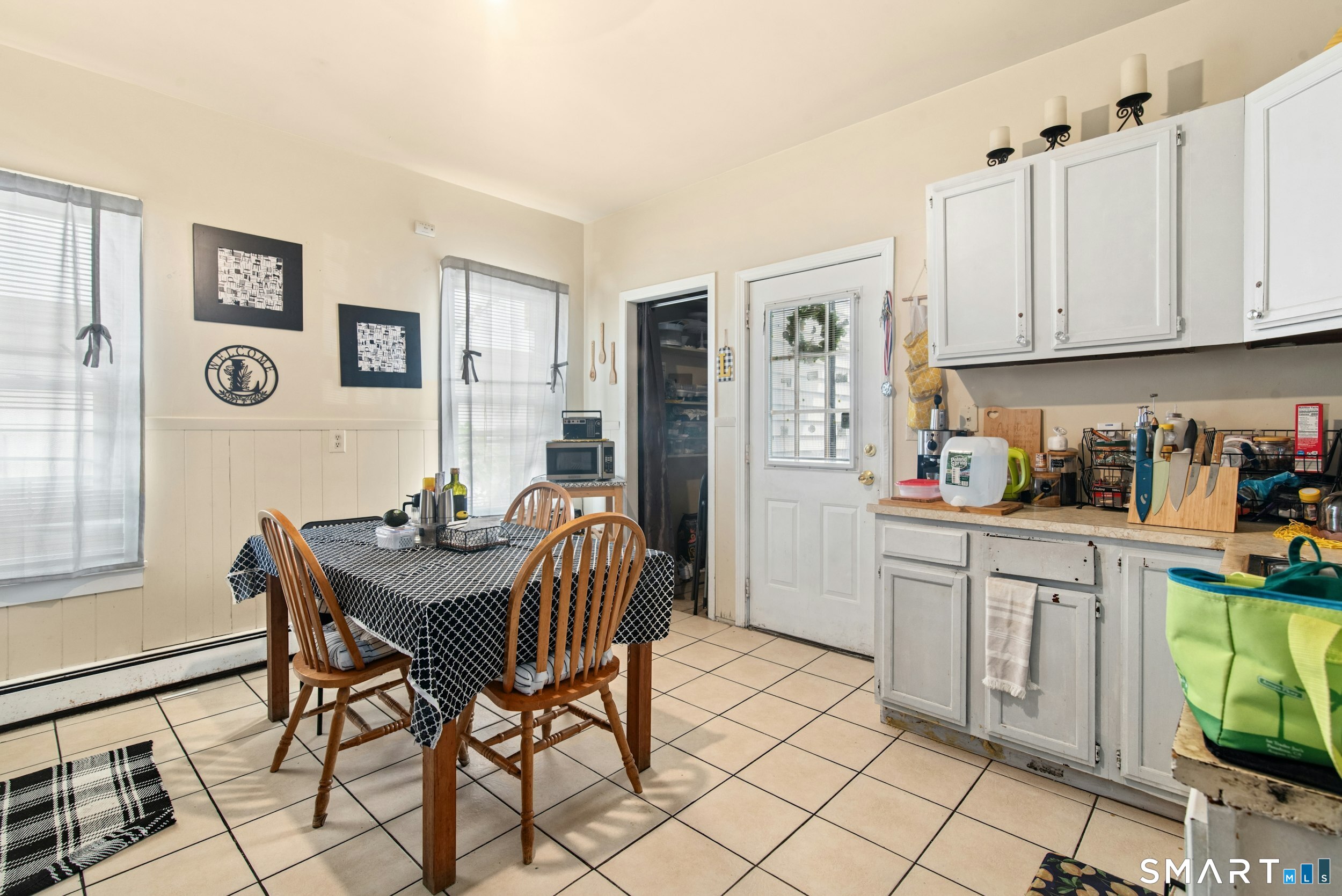 353 Charles Street Property Photo 12