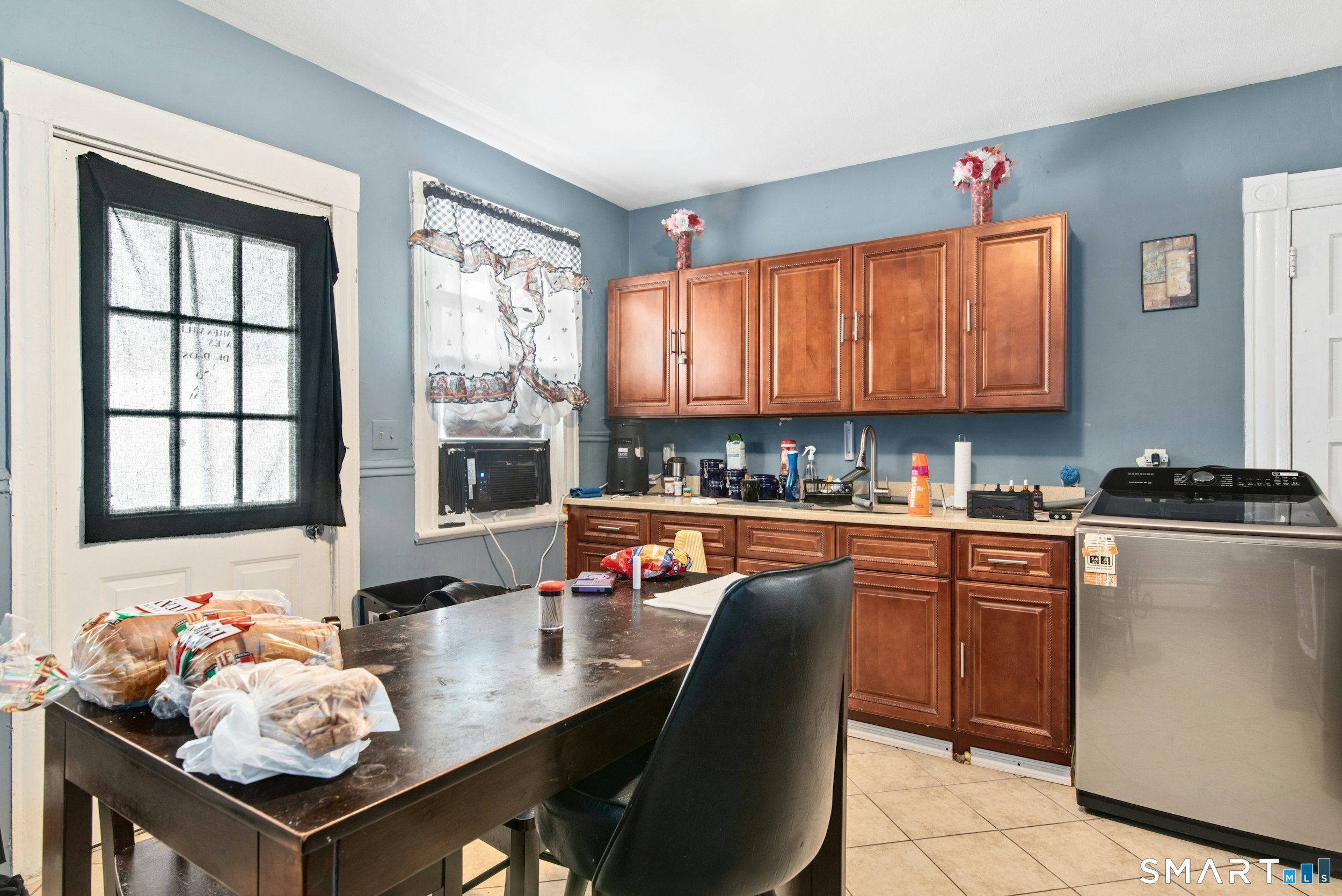 353 Charles Street Property Photo 18