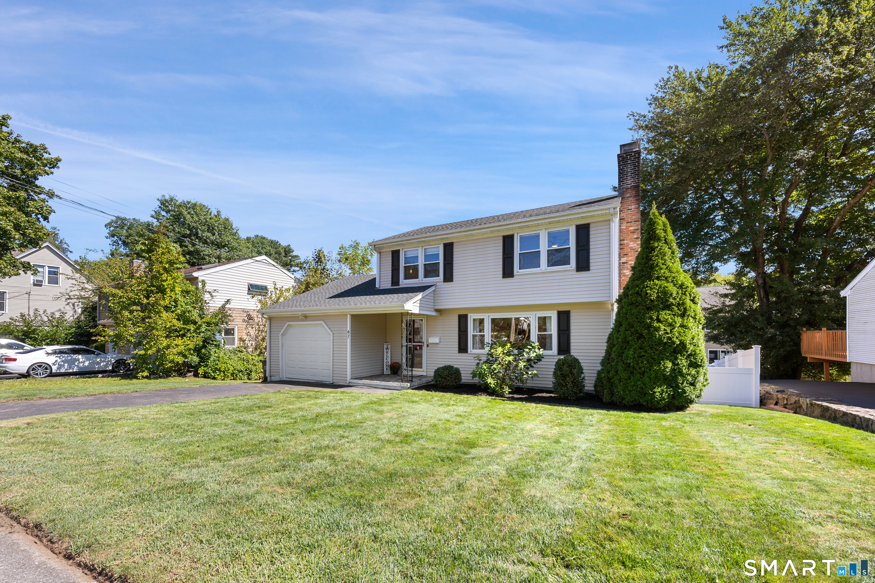 47 Old Stratfield Road Property Photo 1