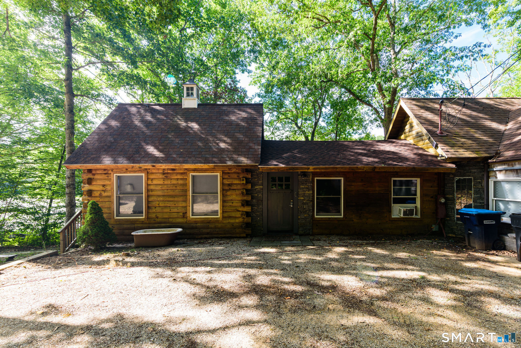 157 Paradise Drive Property Photo 2