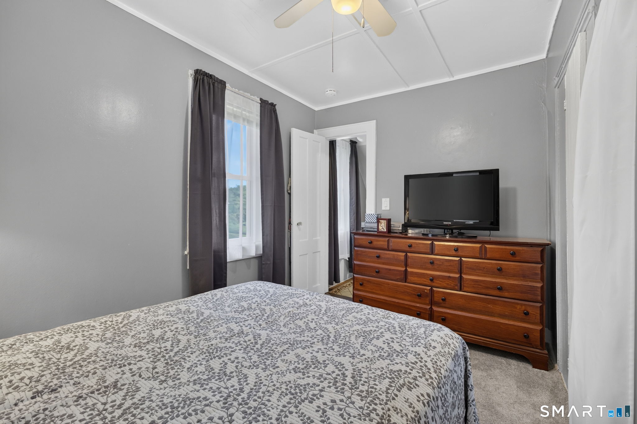 27 School Street Property Photo 18