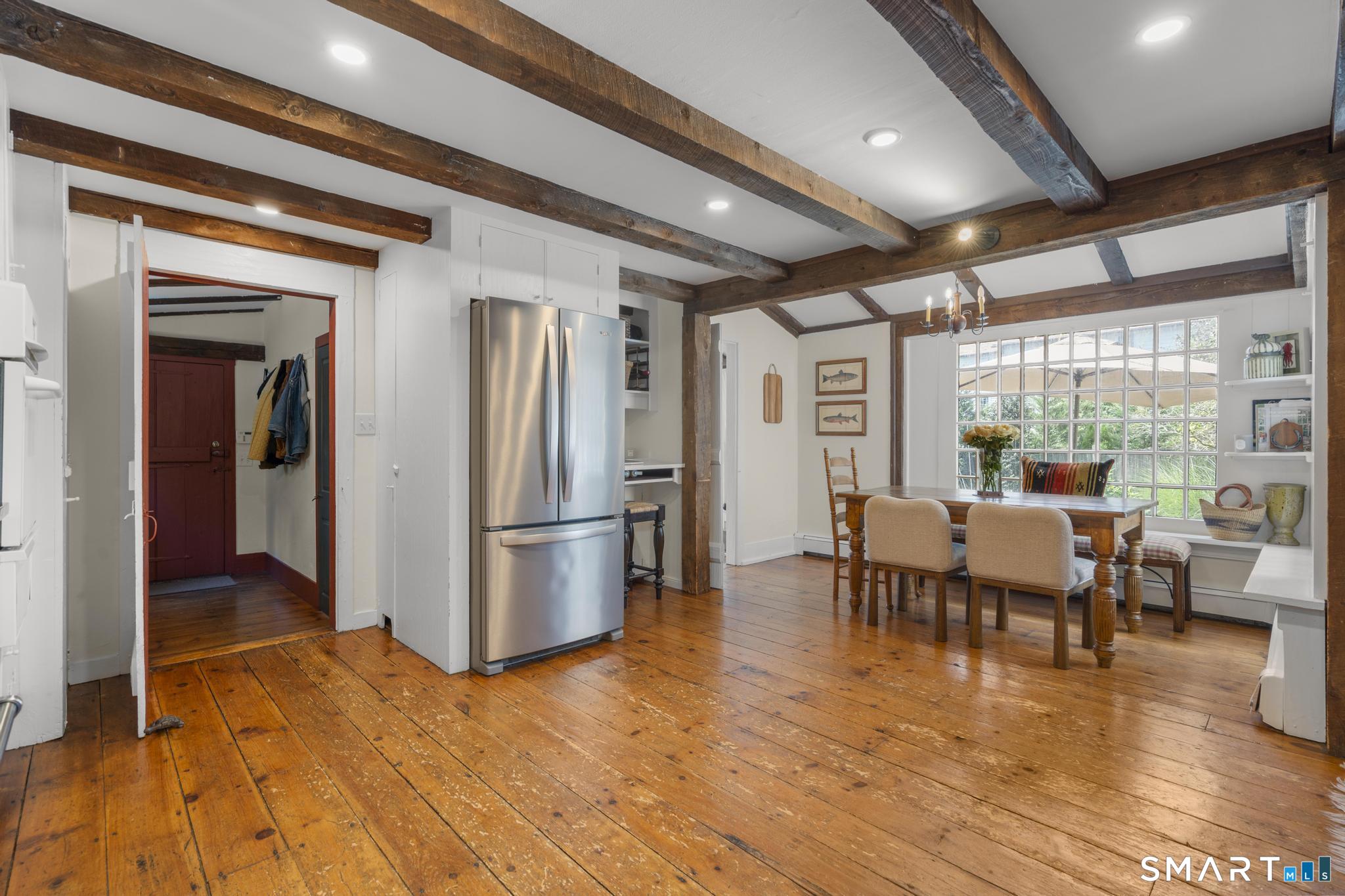 845 Kings West Highway Property Photo 4