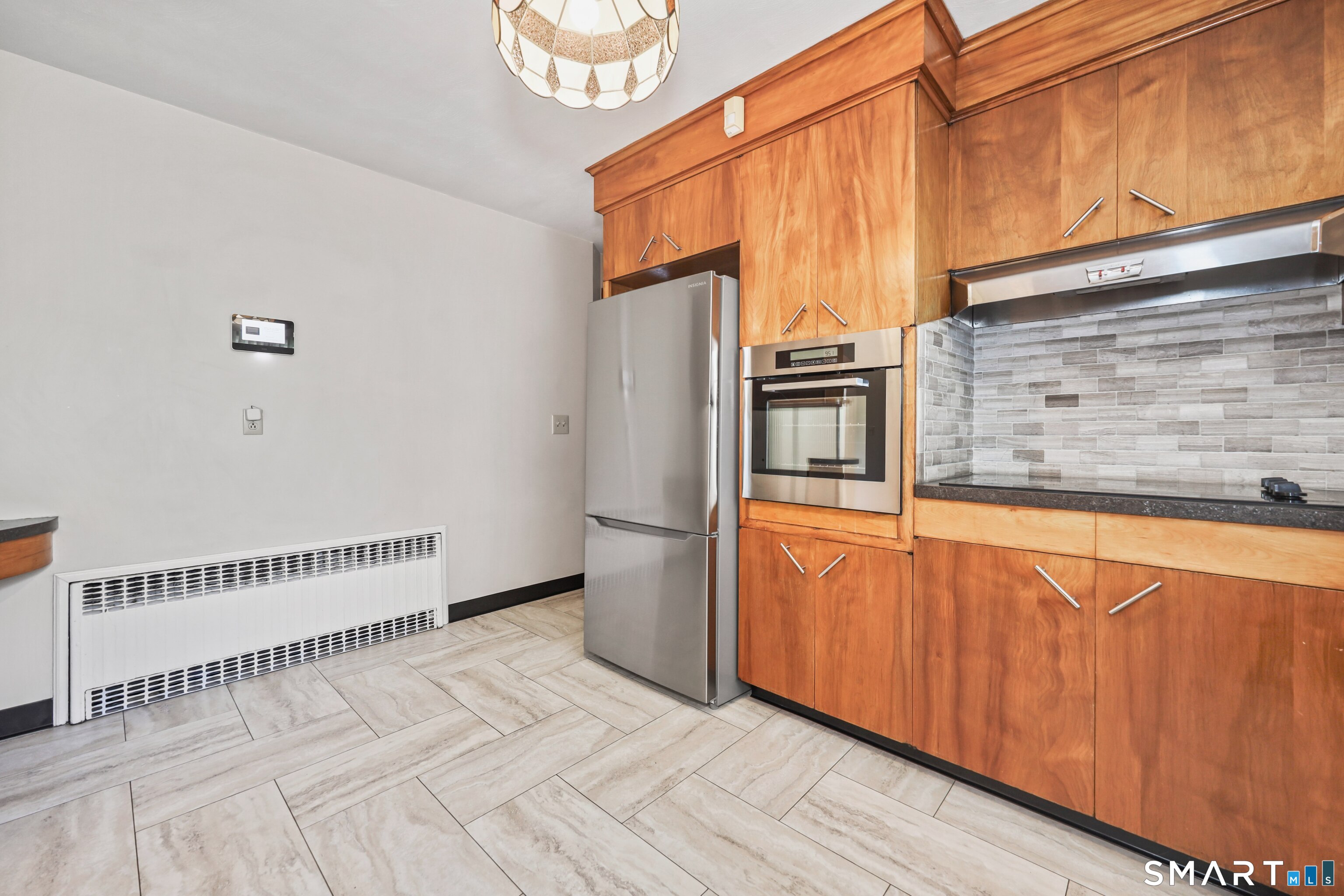 189 Fiske Street Property Photo 11