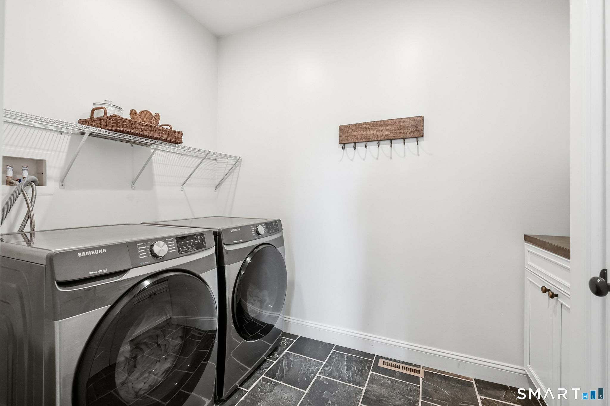 6 Matthew Drive Property Photo 18