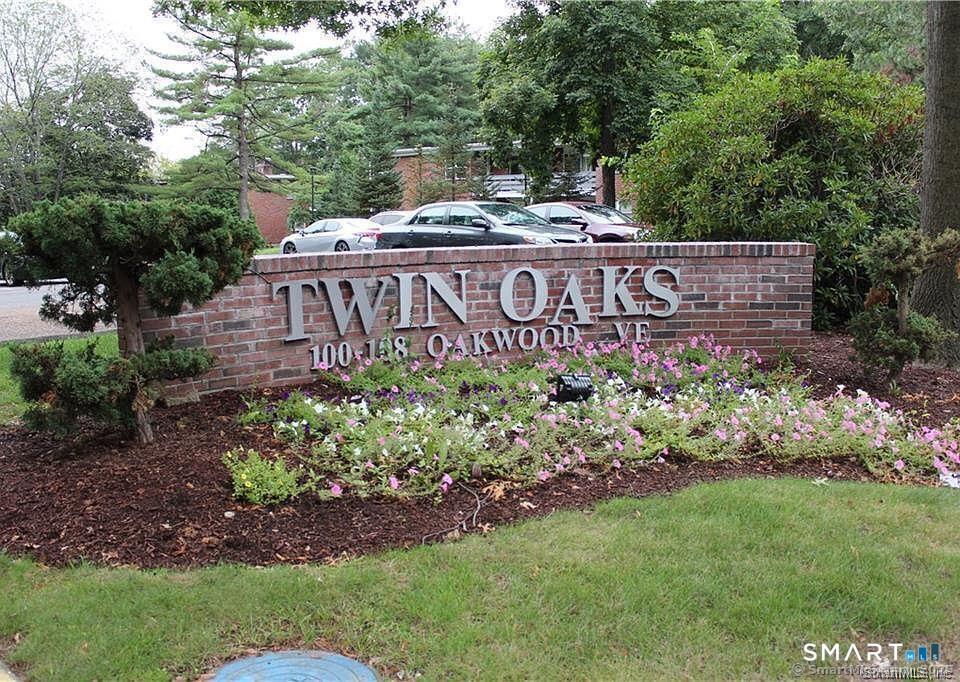 106 Oakwood A1 Avenue Property Photo 1