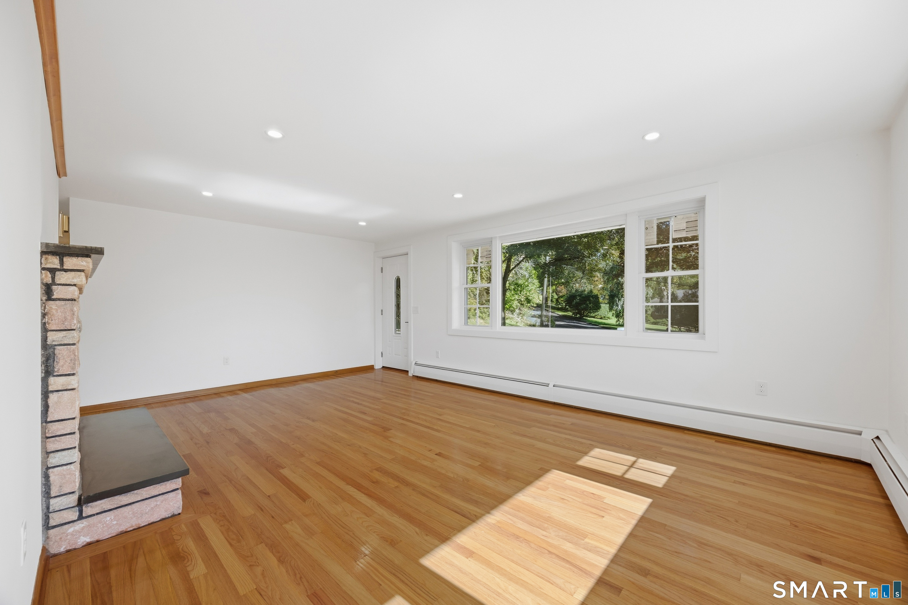 10 Jeanette Road Property Photo 9