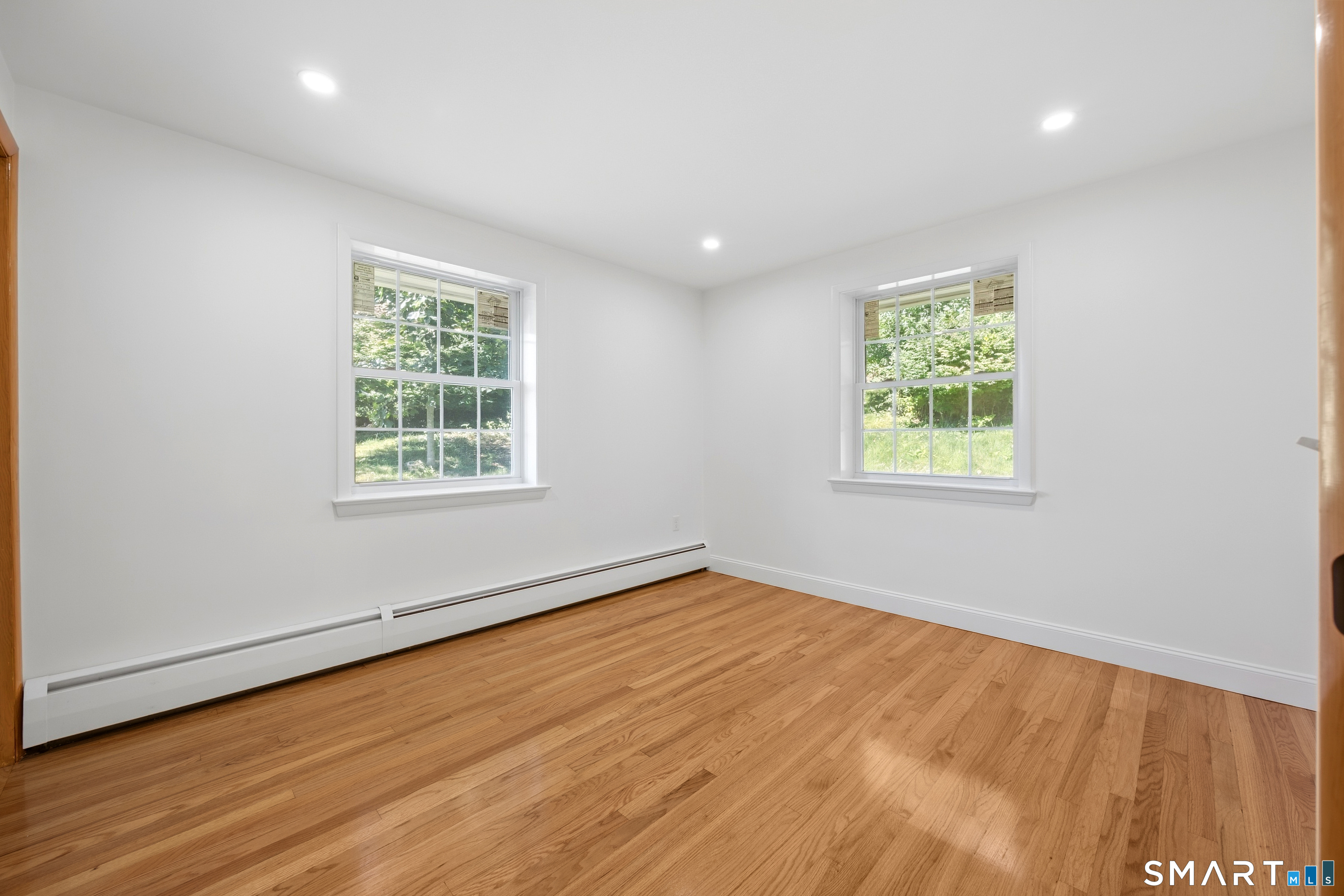 10 Jeanette Road Property Photo 12