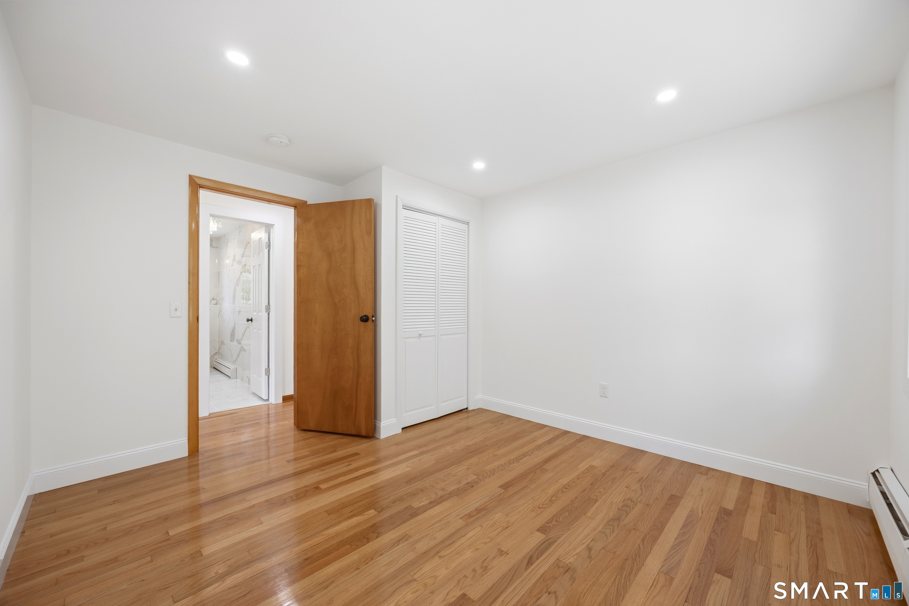 10 Jeanette Road Property Photo 17