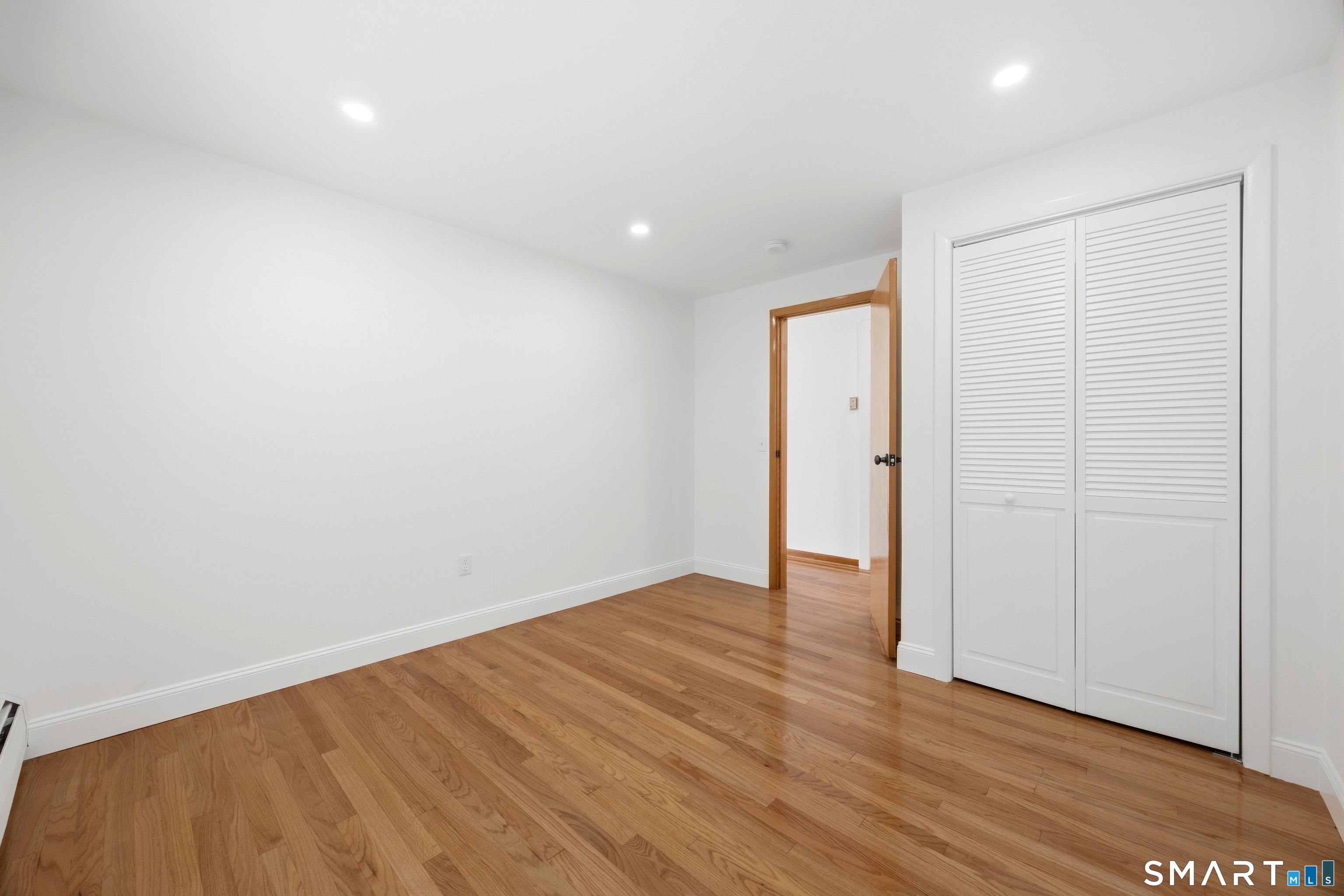 10 Jeanette Road Property Photo 19