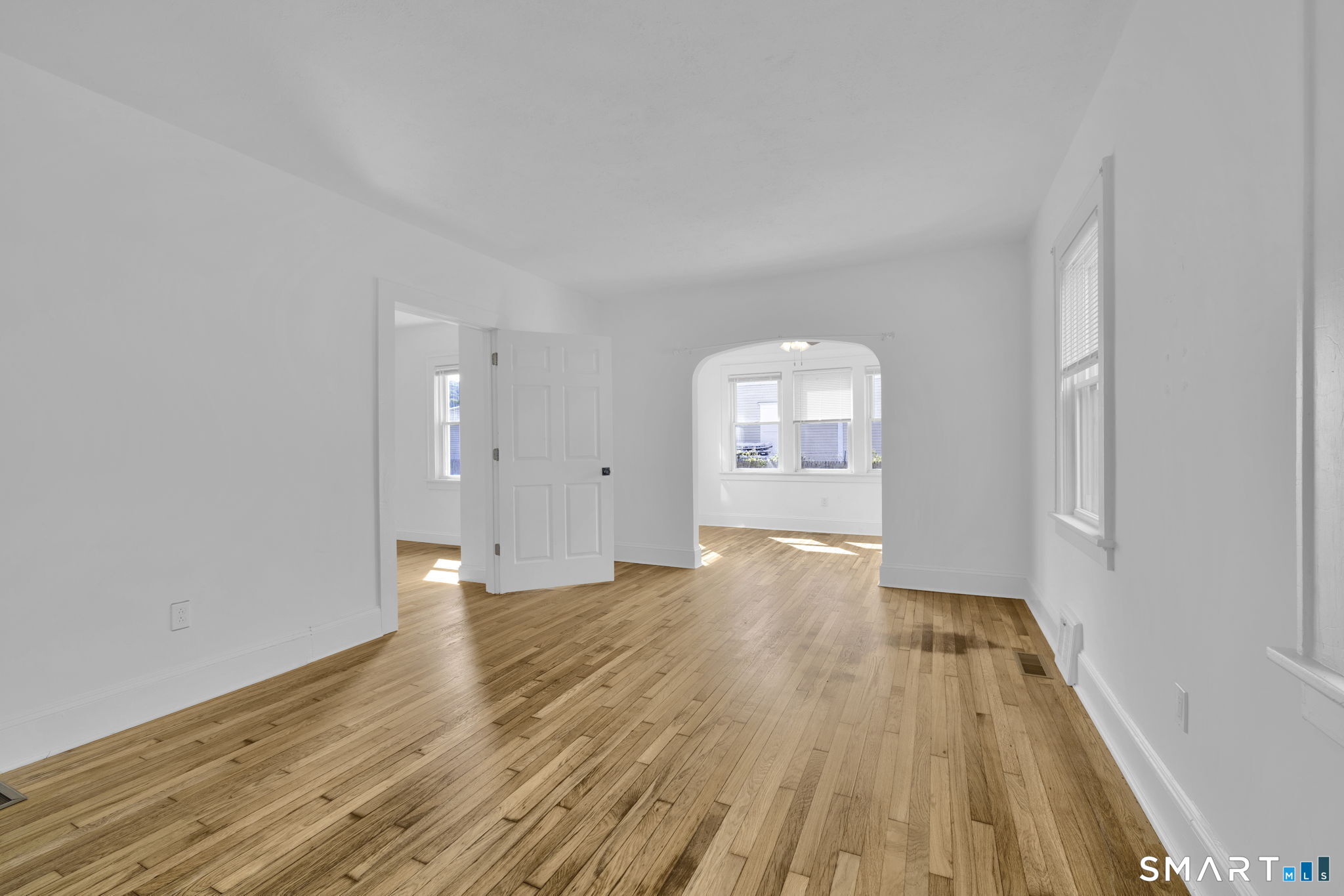 6 Henry Street Property Photo 10