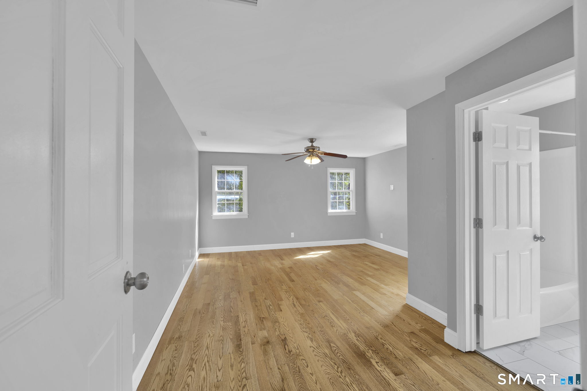 6 Henry Street Property Photo 17