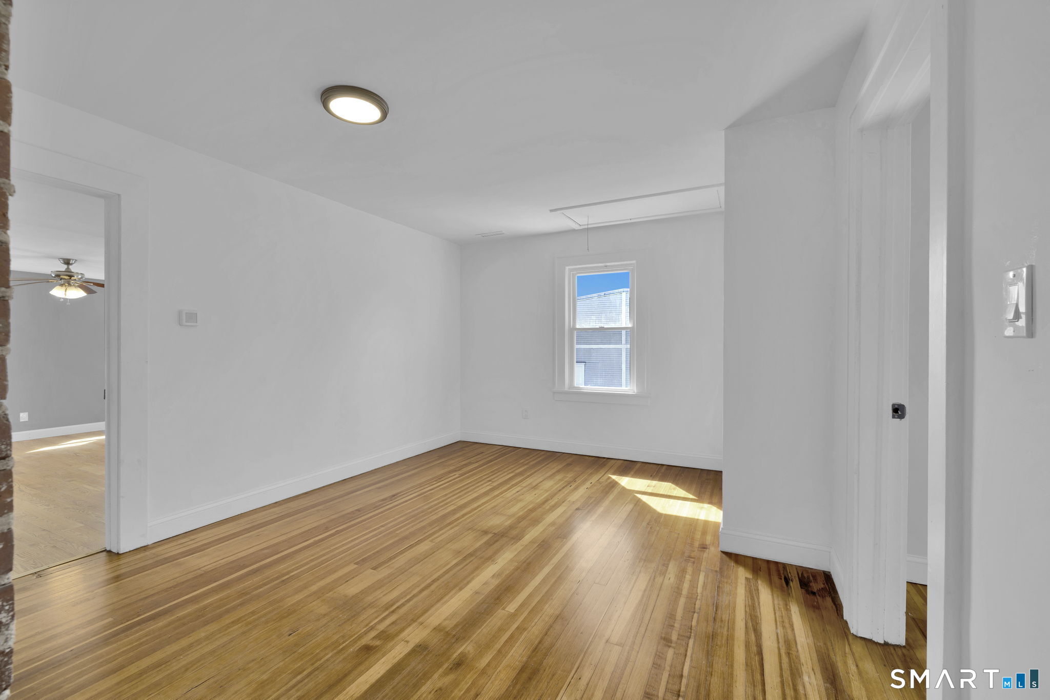 6 Henry Street Property Photo 20