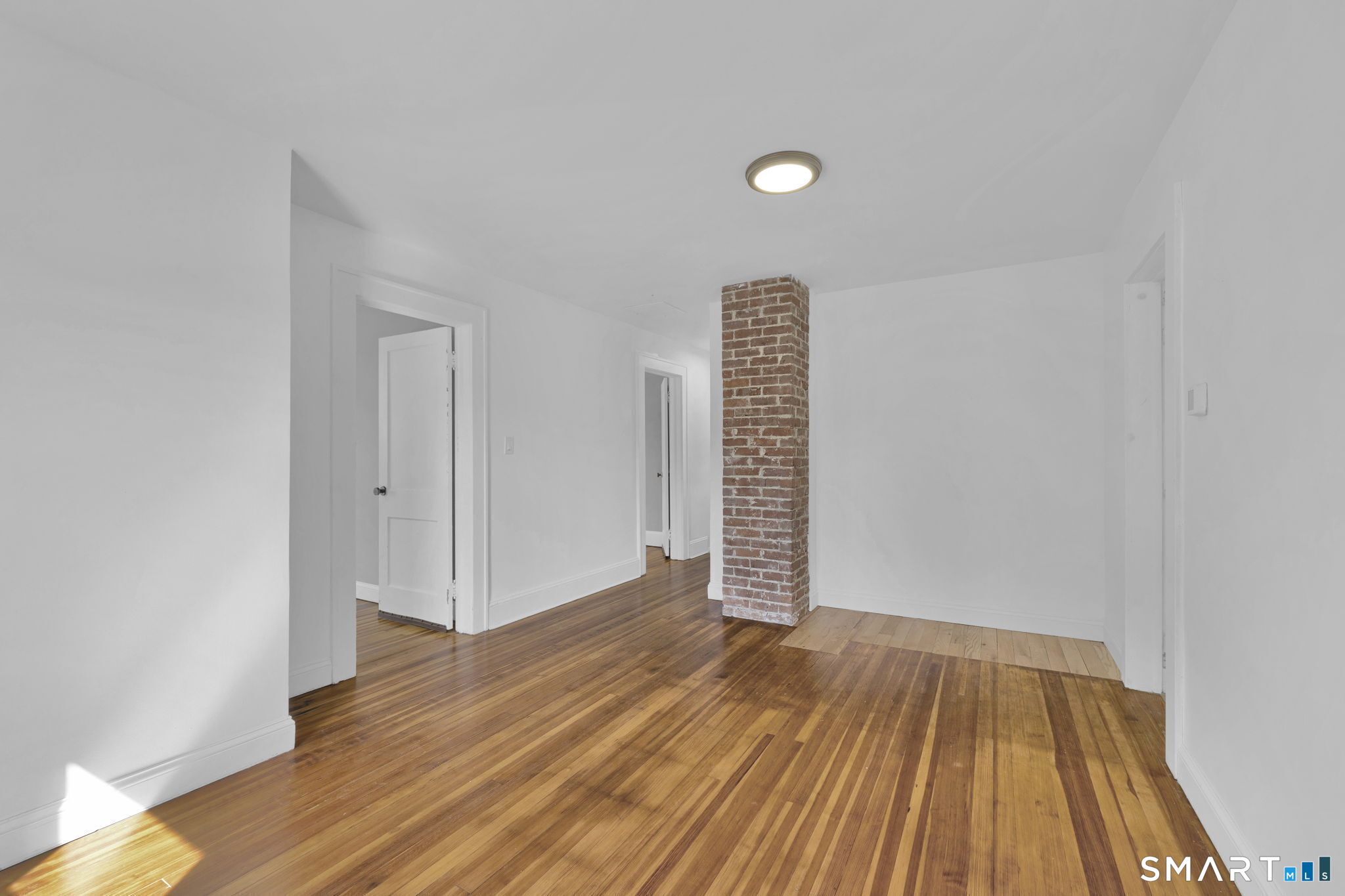 6 Henry Street Property Photo 21
