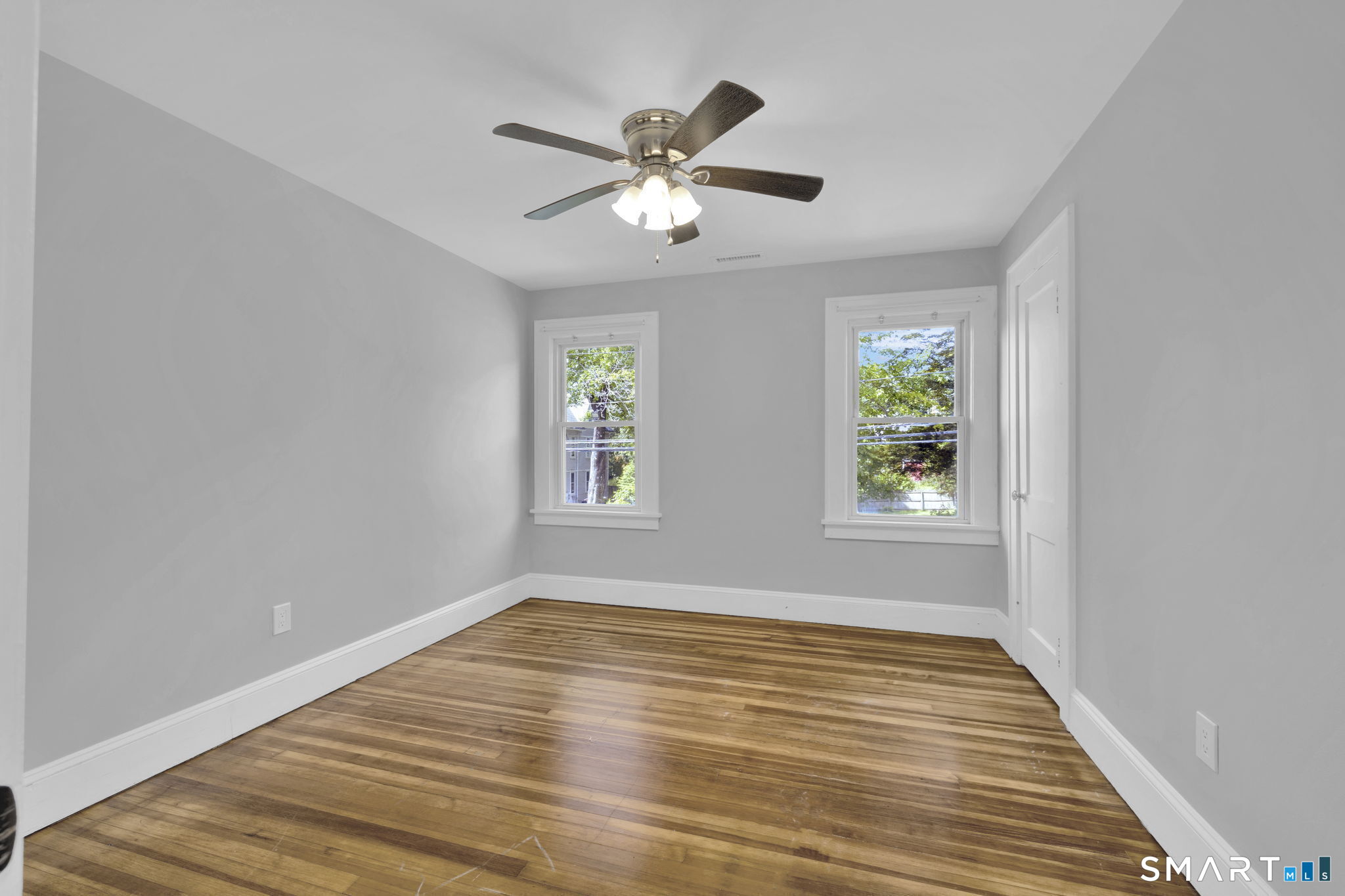 6 Henry Street Property Photo 22