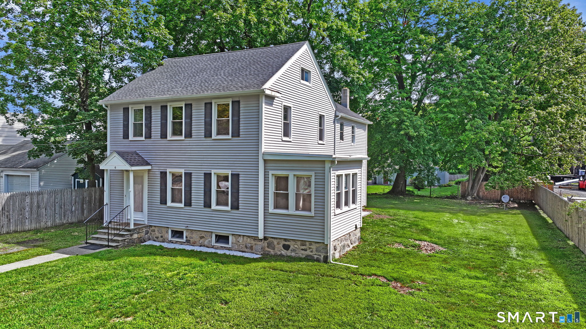 6 Henry Street Property Photo 33