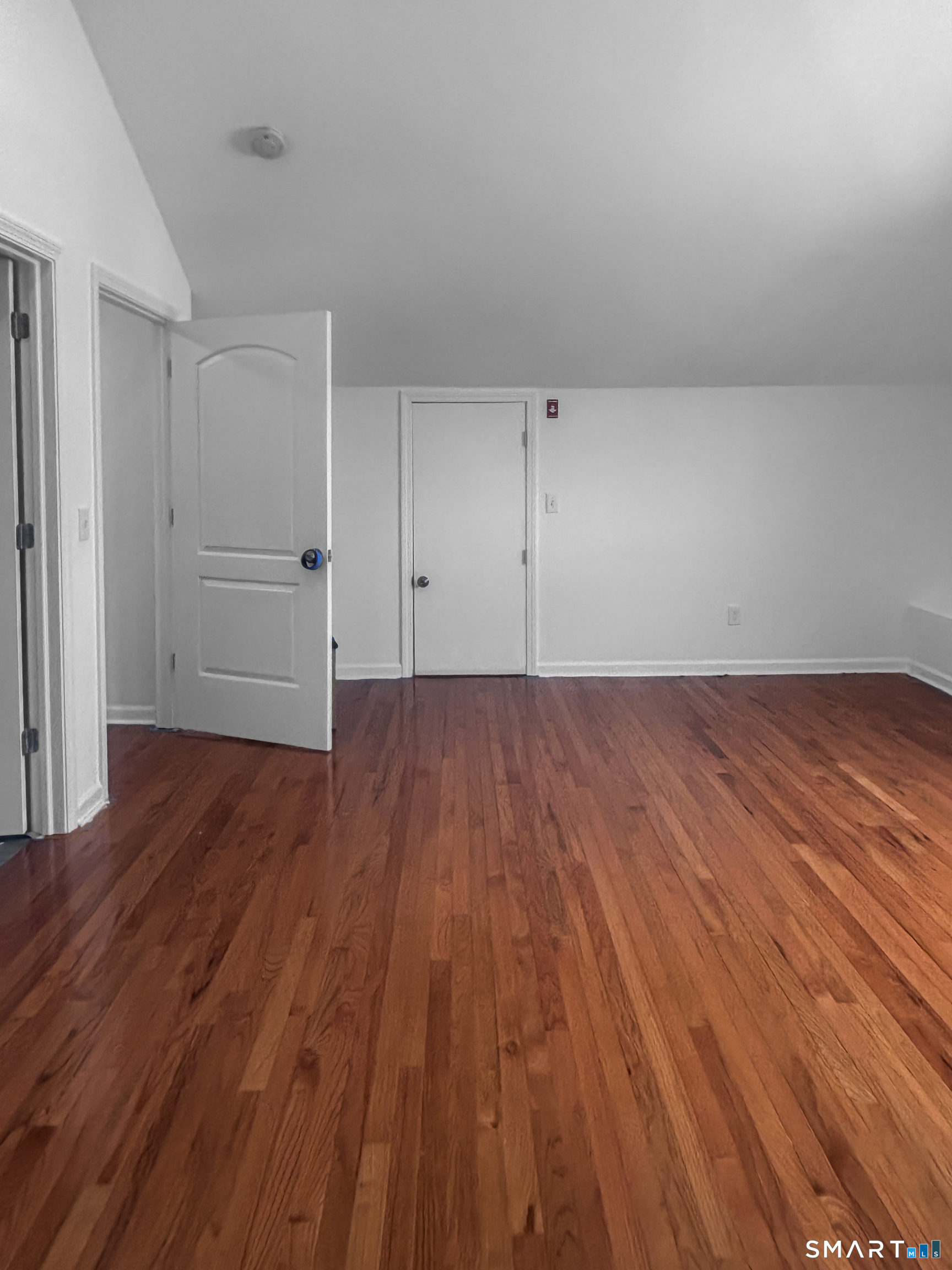 1042 Iranistan 3 Avenue Property Photo 15