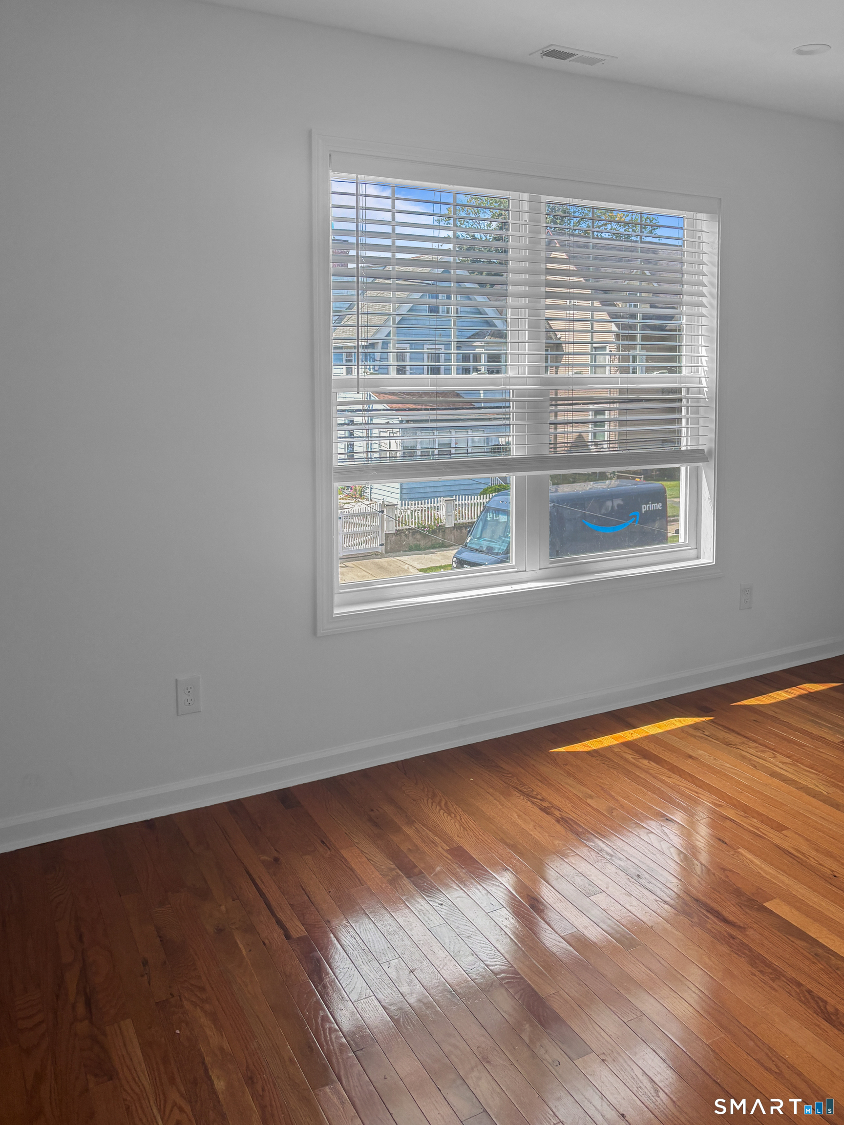 1042 Iranistan 3 Avenue Property Photo 17
