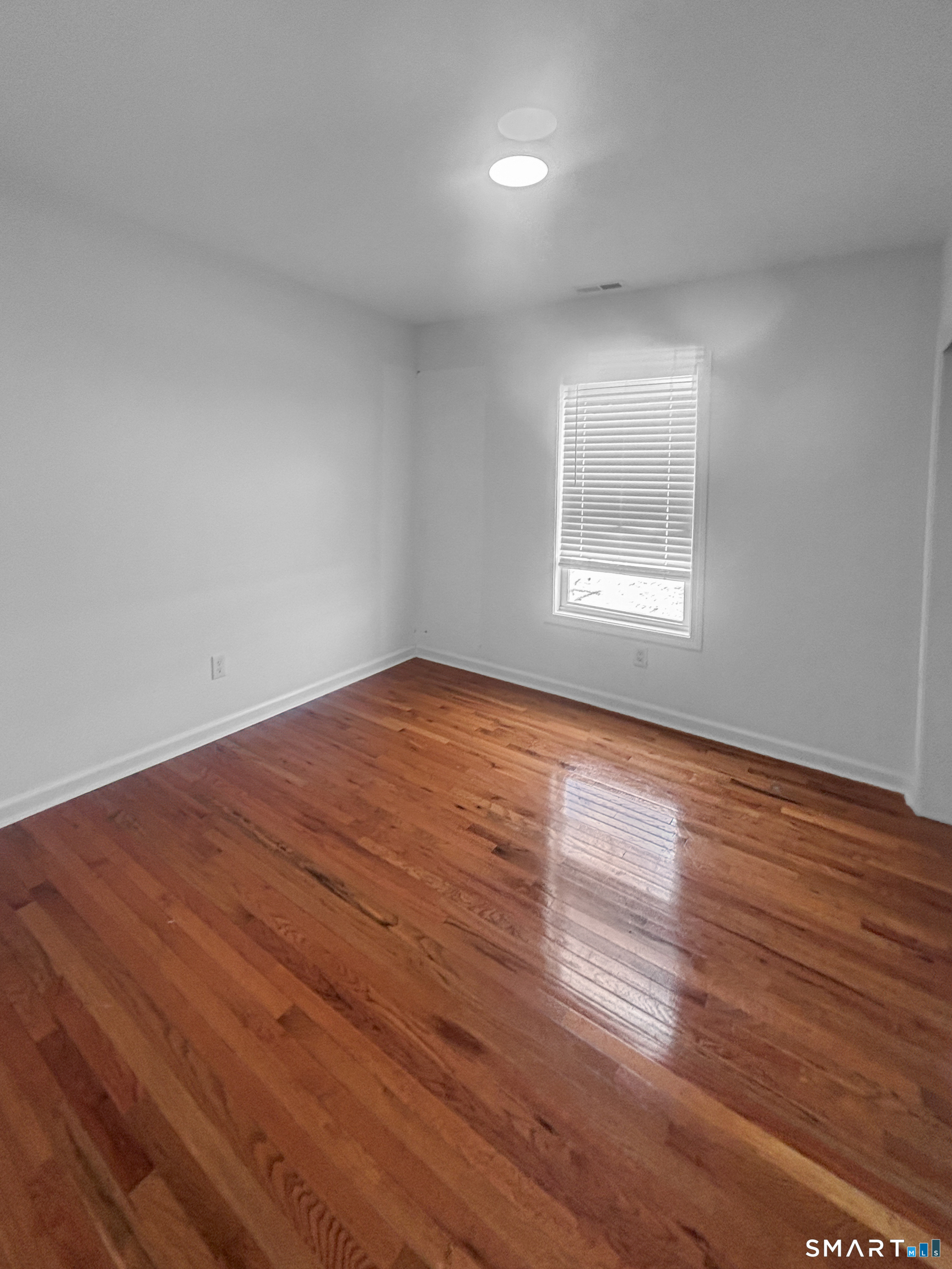 1042 Iranistan 3 Avenue Property Photo 19