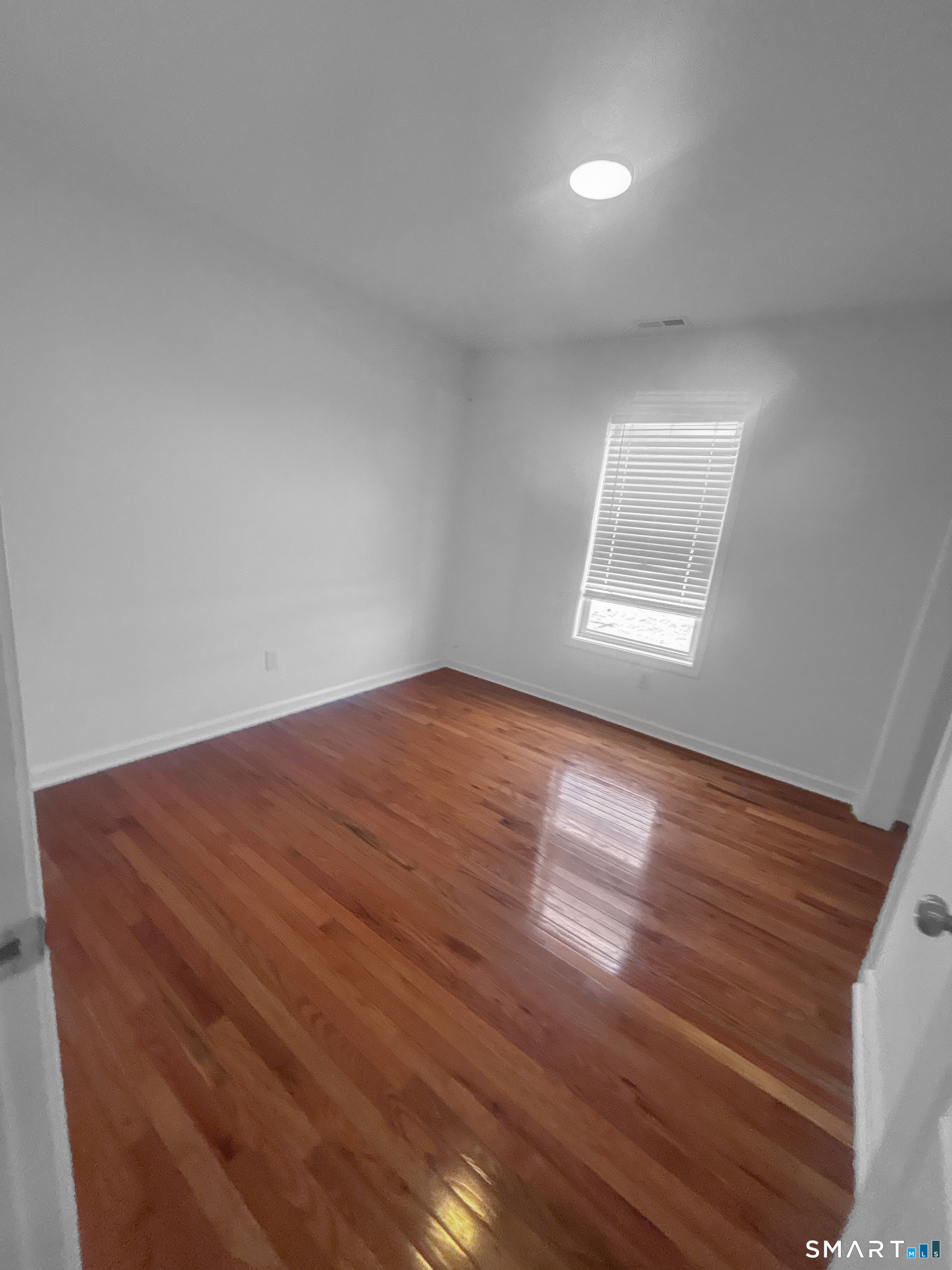 1042 Iranistan 3 Avenue Property Photo 20