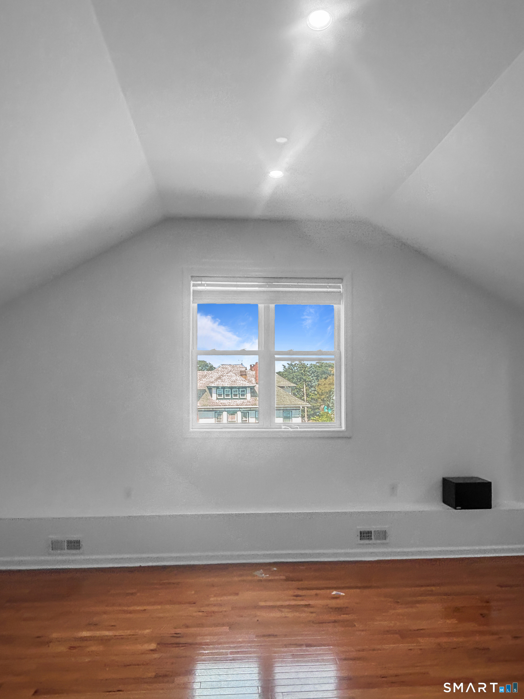 1042 Iranistan 3 Avenue Property Photo 29
