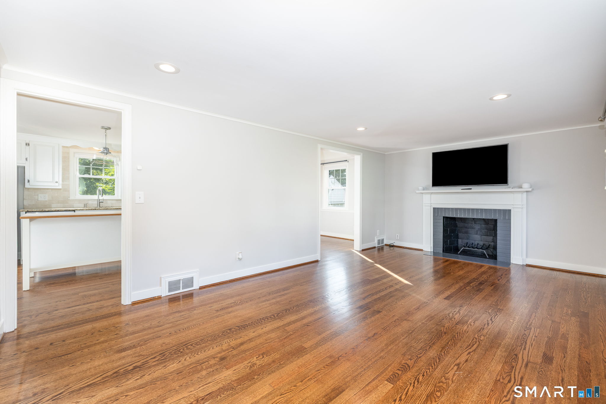 170 Brunswick Avenue Property Photo 7