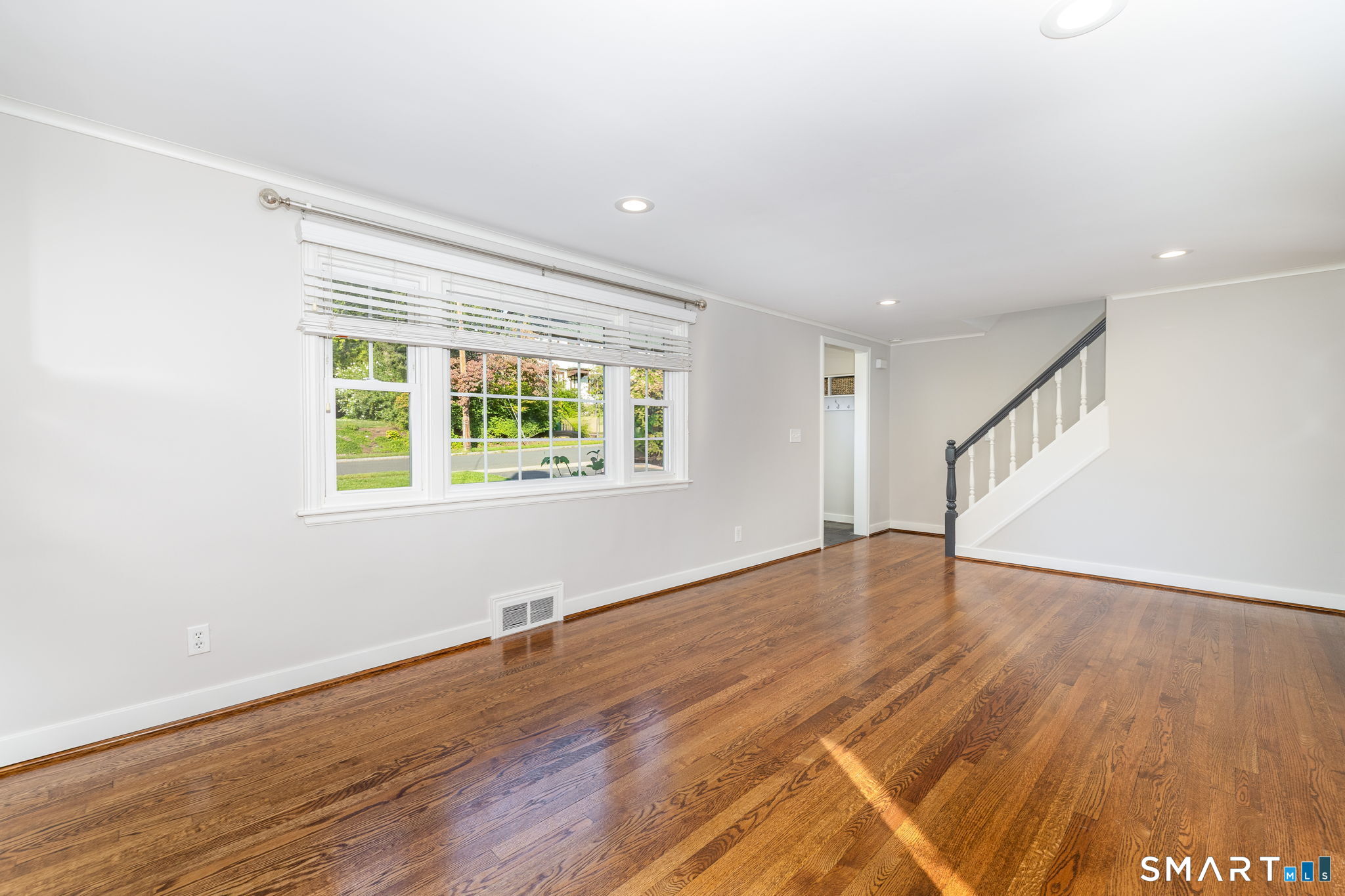 170 Brunswick Avenue Property Photo 9