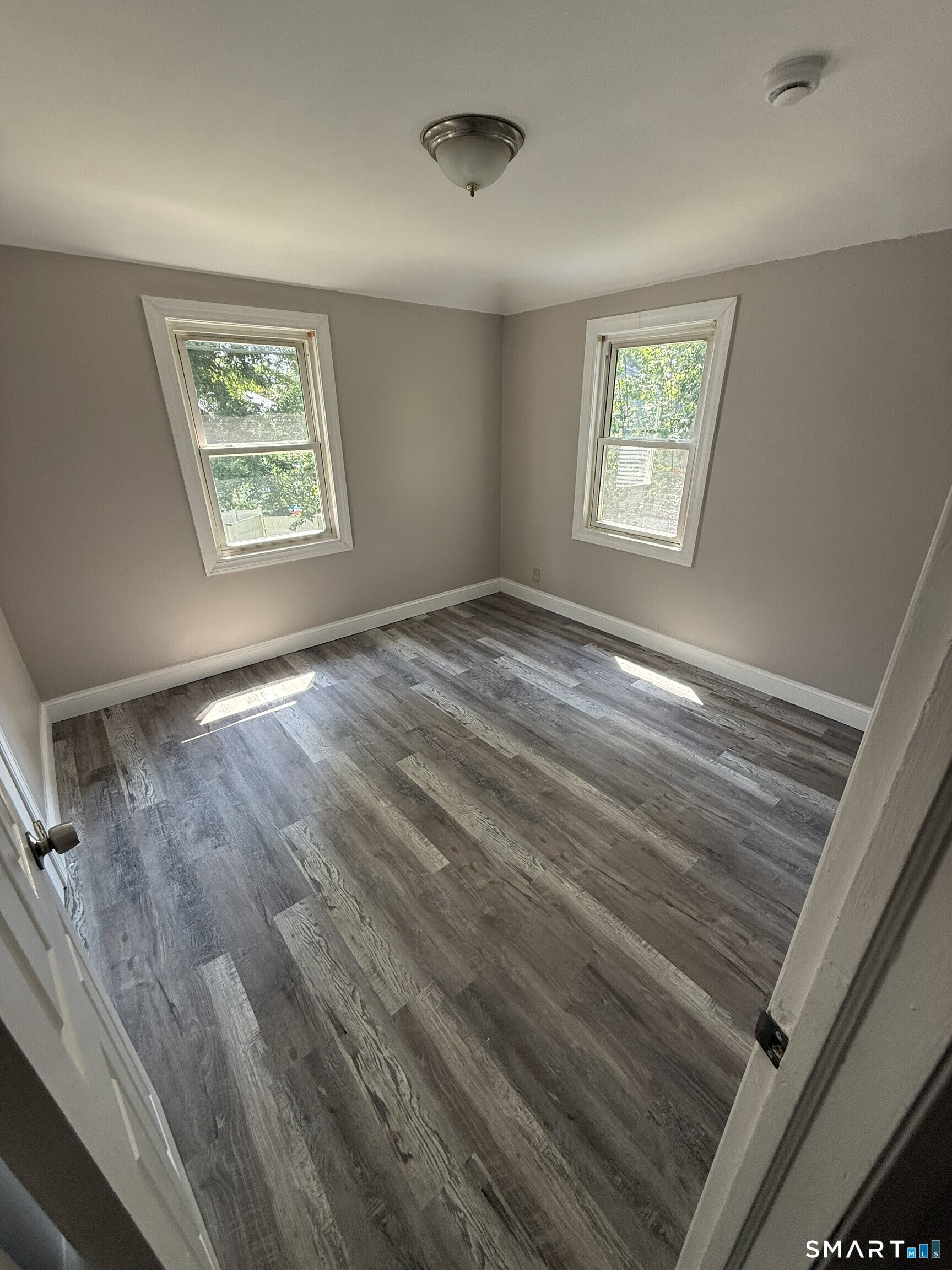 414-416 Pearl Harbor Street Property Photo 8