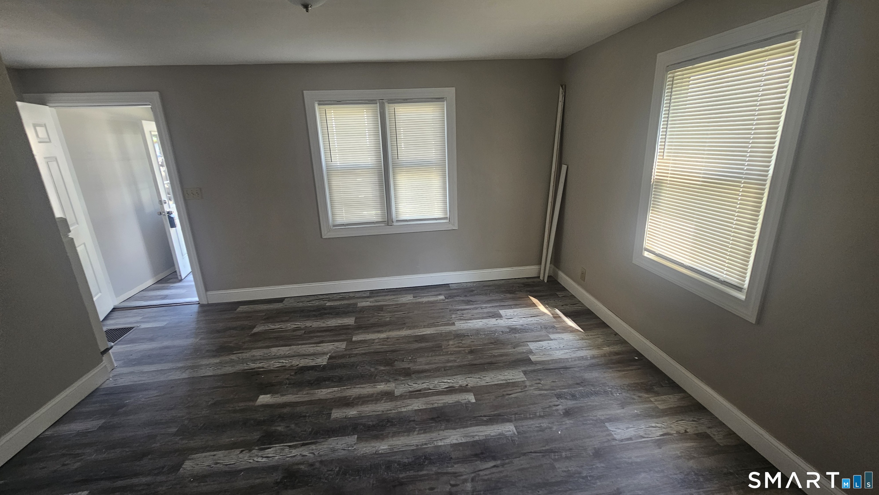 414-416 Pearl Harbor Street Property Photo 15